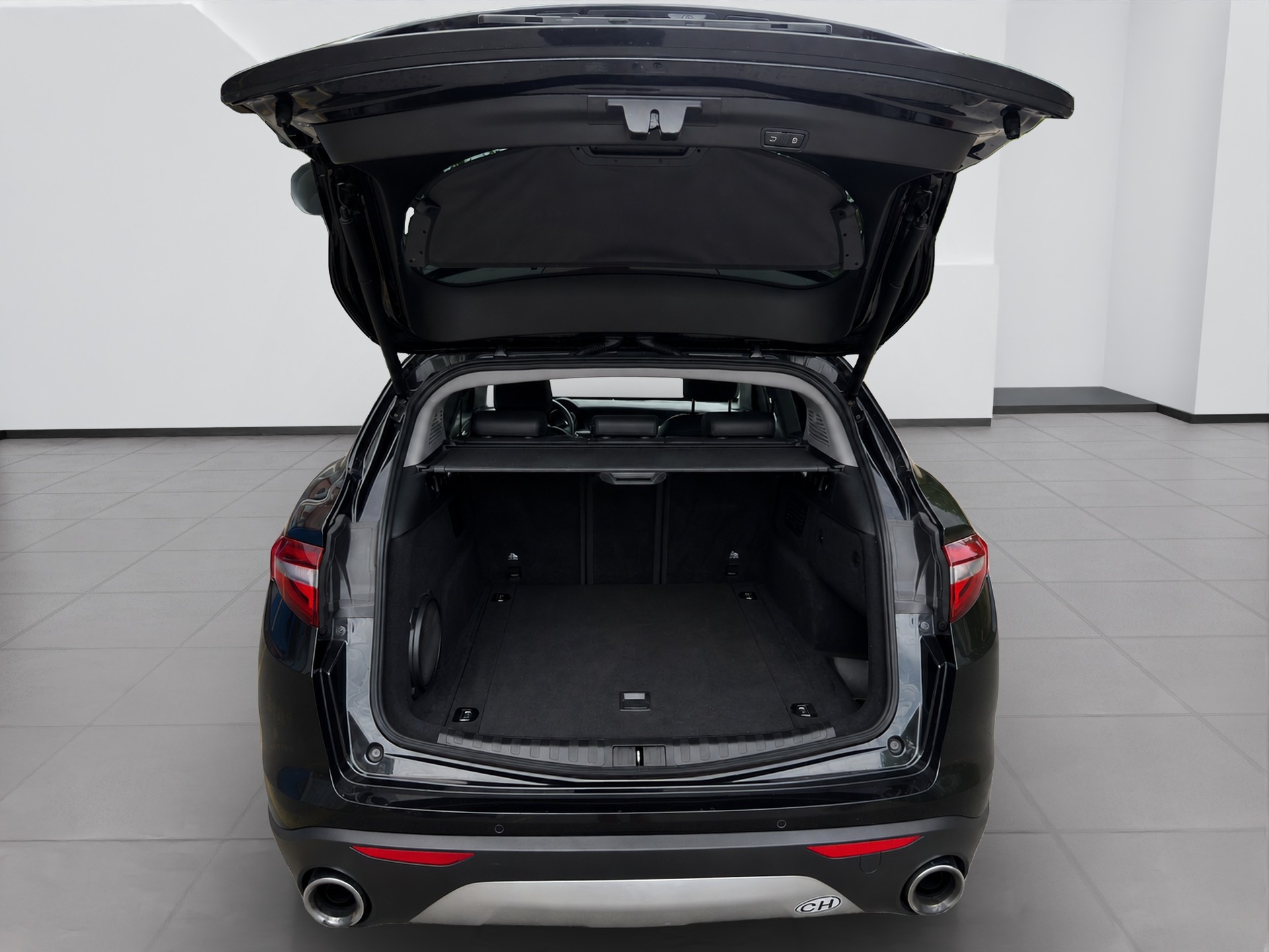 ALFA ROMEO Stelvio 2.0 Executive Q4 Automatic-image-17