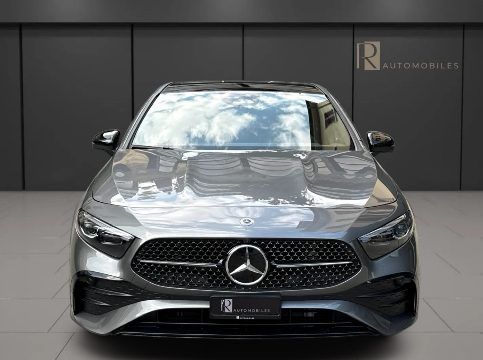 MERCEDES-BENZ A 220 4Matic 8G-DCT-image-1