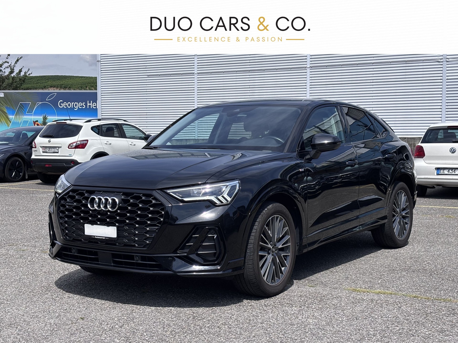 AUDI Q3 Sportback 45 TFSI S line quattro S-tronic-image-0