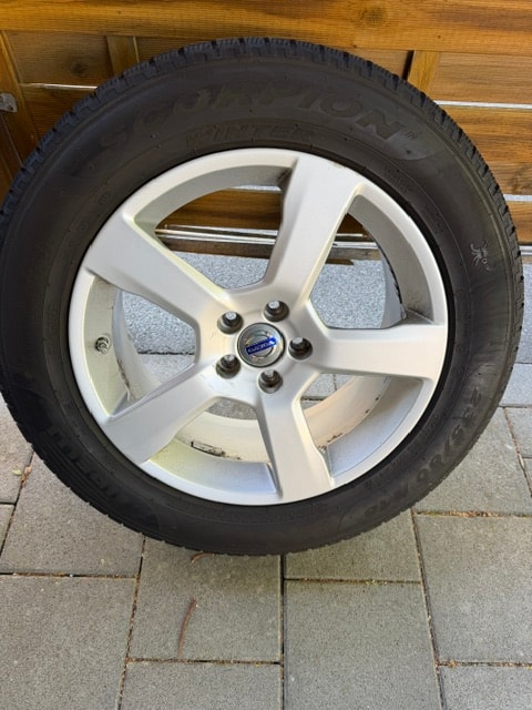 VOLVO 2.4 D5 Executive Plus AWD S/S-image-6