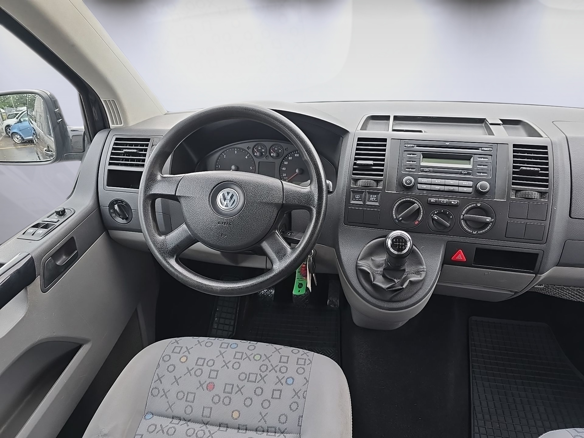VW T5 Caravelle Comfort 2.5TDI PD 4M-image-11