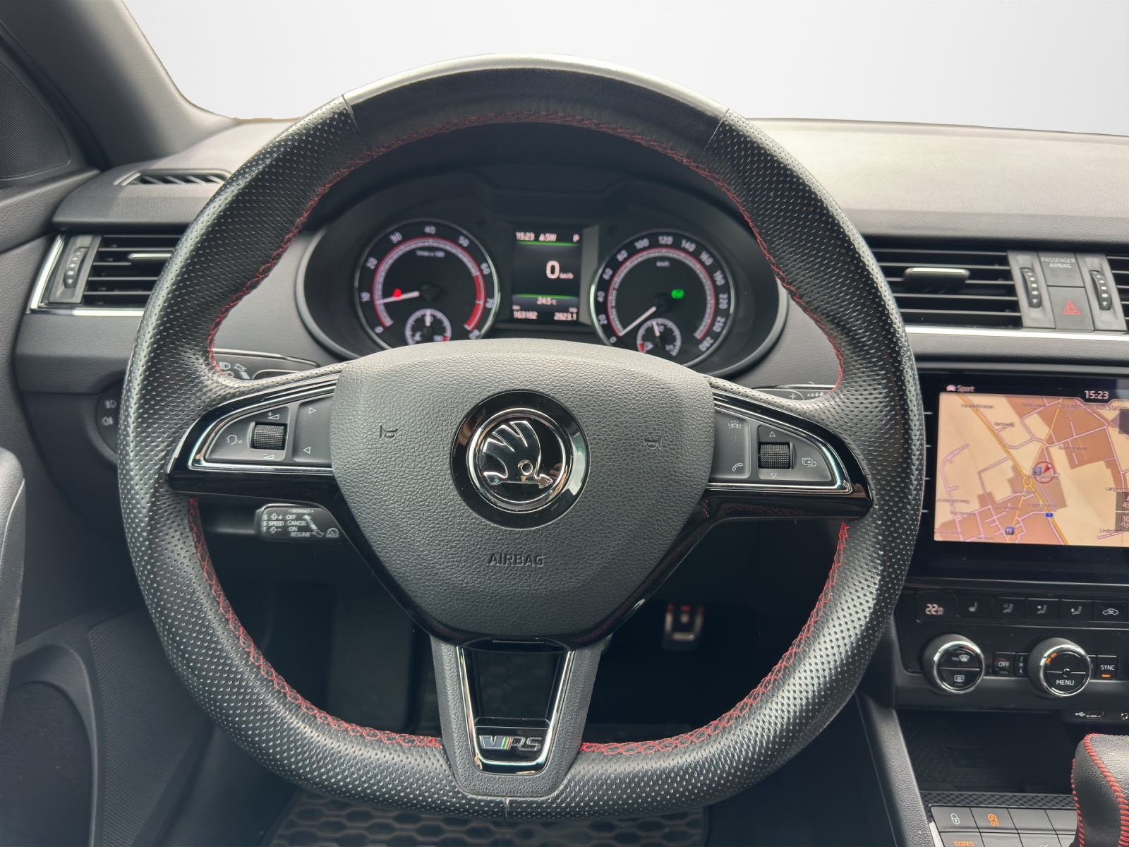 SKODA Octavia Combi 2.0 TSI RS DSG Challenge frisch ab MFK-image-9