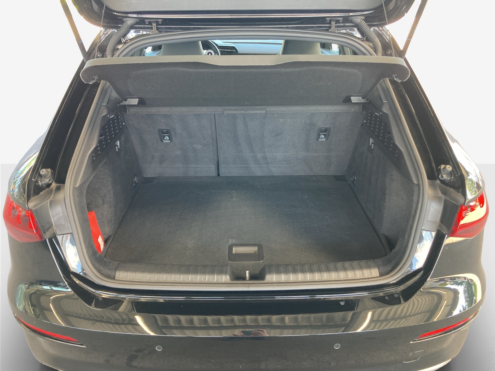 AUDI A3 Sportback 35 TFSI advanced Attraction S-tronic-image-12