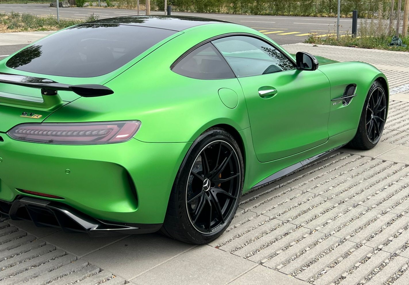 MERCEDES-BENZ AMG GT R Speedshift DCT-image-0