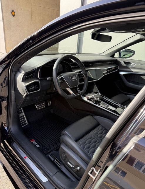 AUDI 4.0 V8 TFSI performance quattro T-Tronic-image-4
