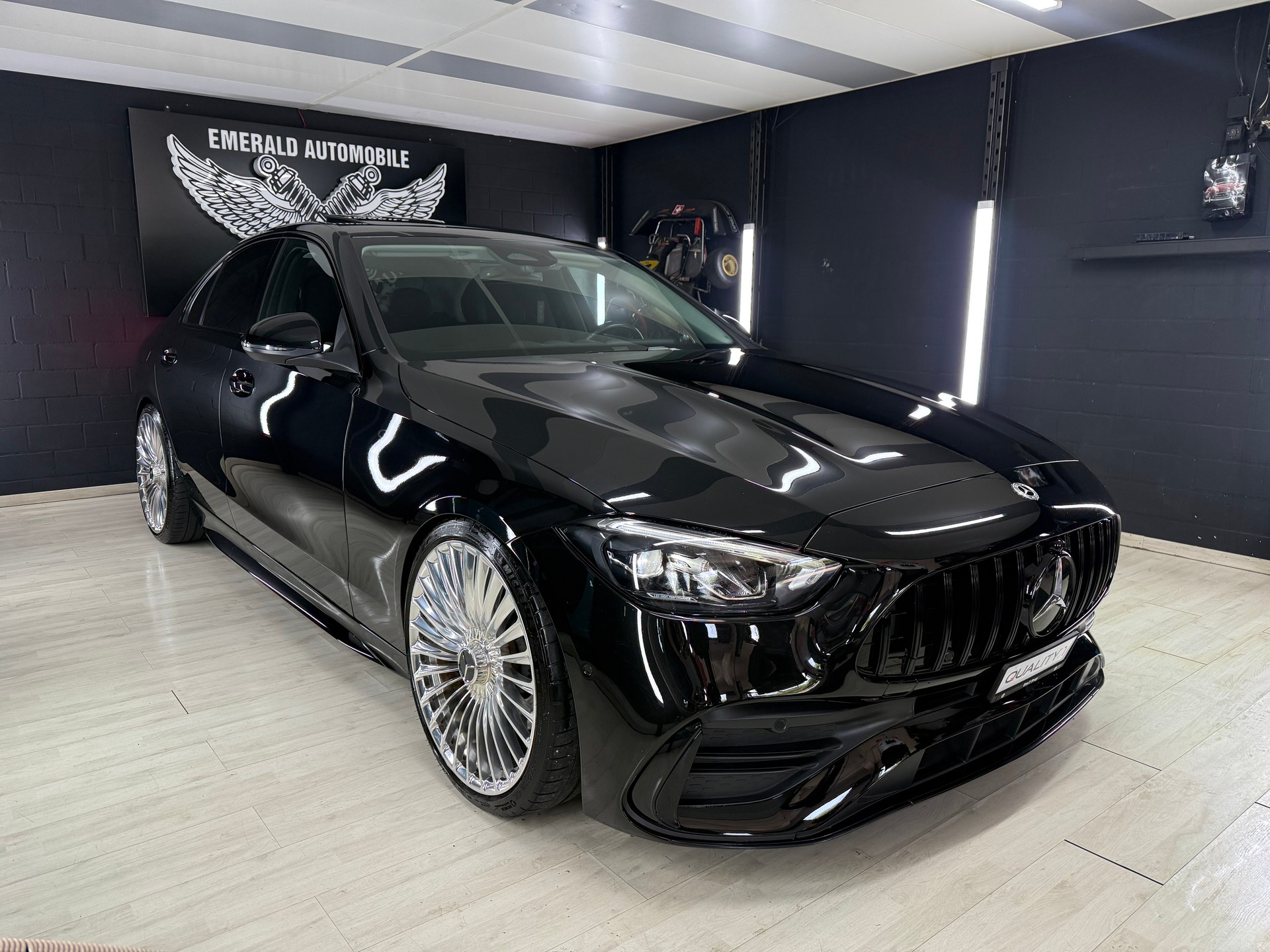 MERCEDES-BENZ C180 *C63s BODYKIT*-image-0