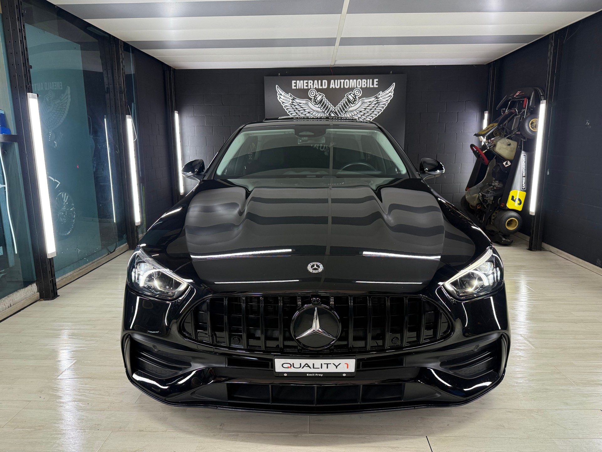MERCEDES-BENZ C180 *C63s BODYKIT*-image-1