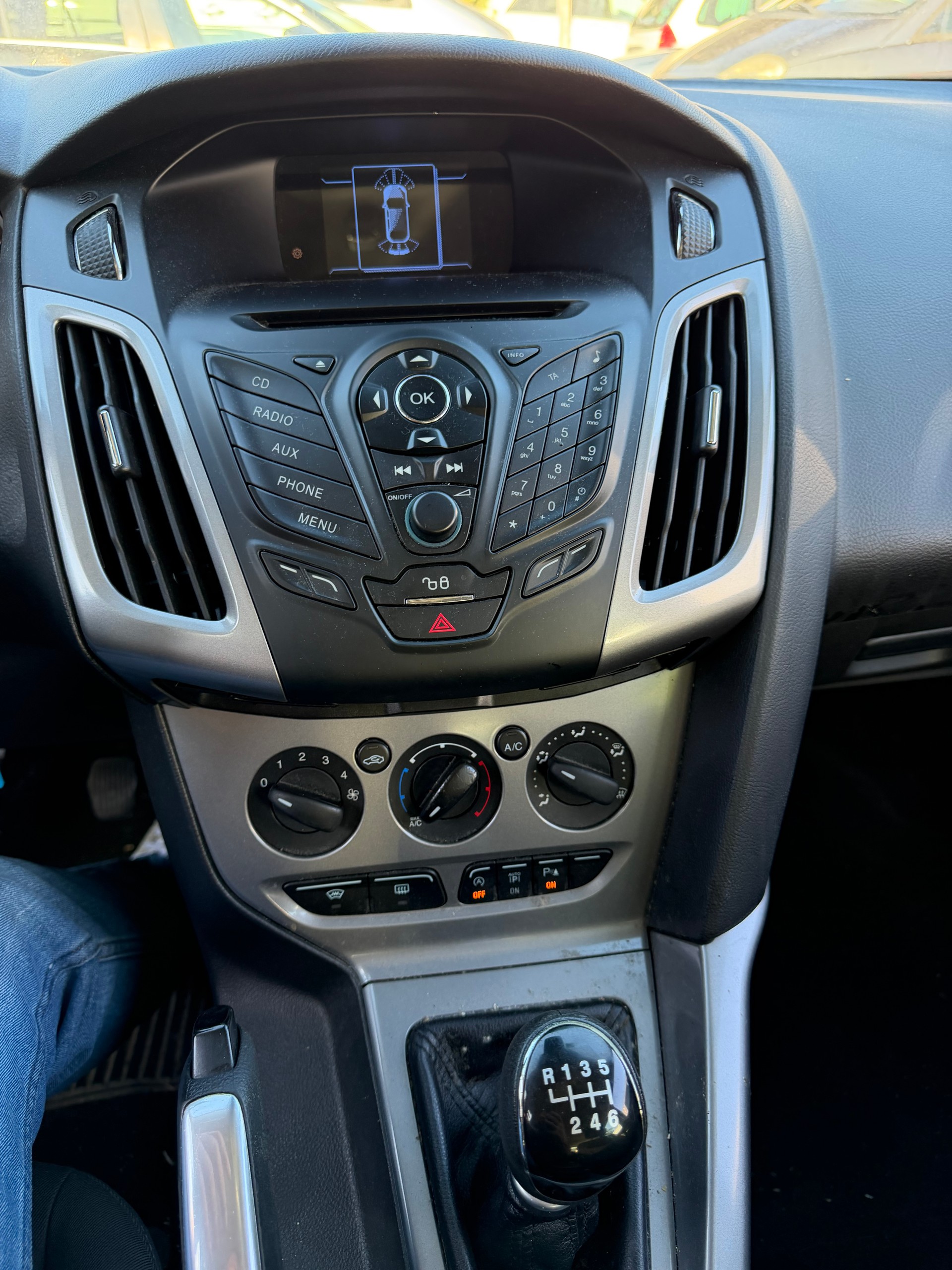 FORD Focus 1.0 SCTi Carving-image-9
