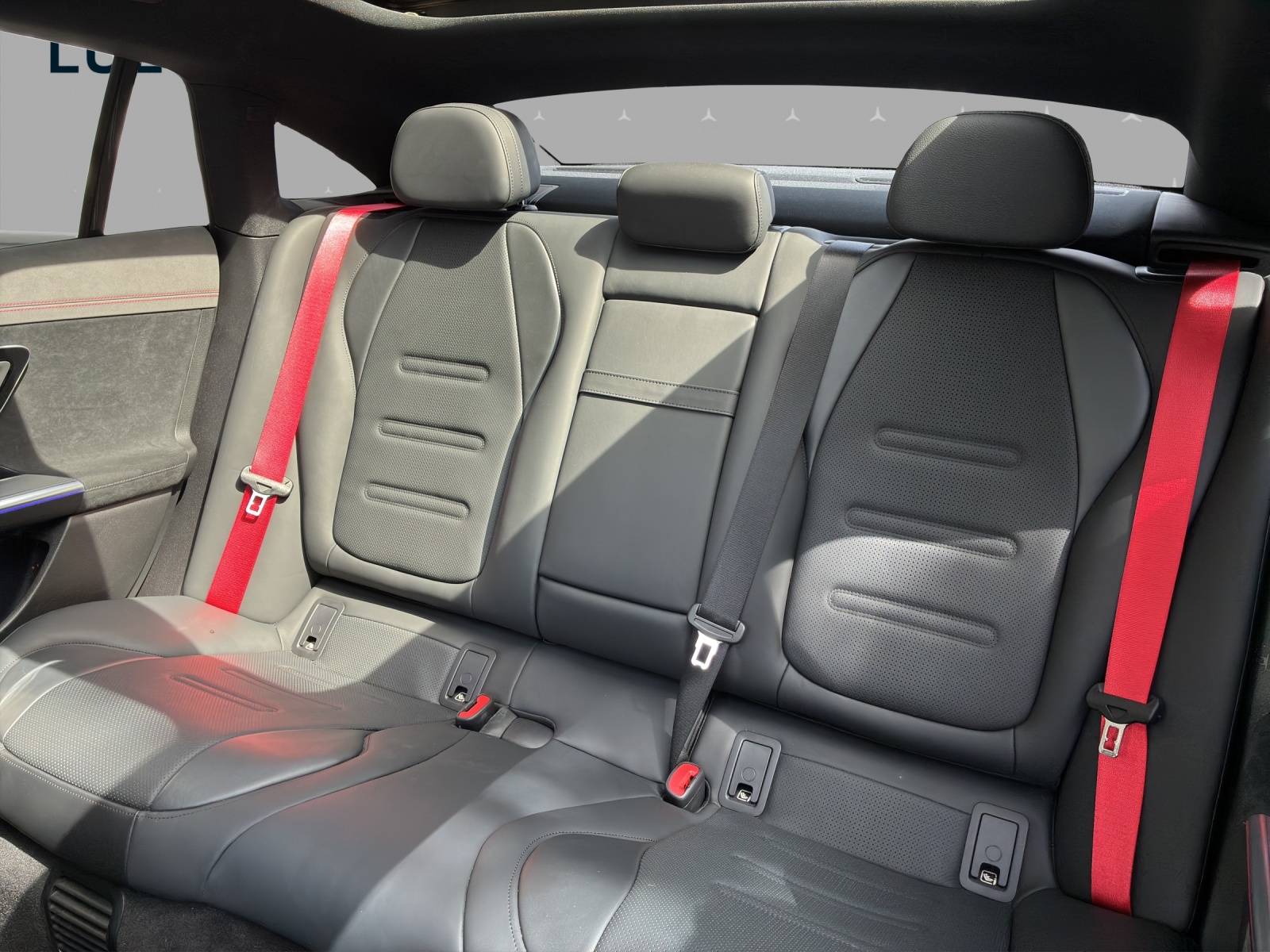 MERCEDES-BENZ EQE 43 AMG 4 Matic Executive Edition-image-13