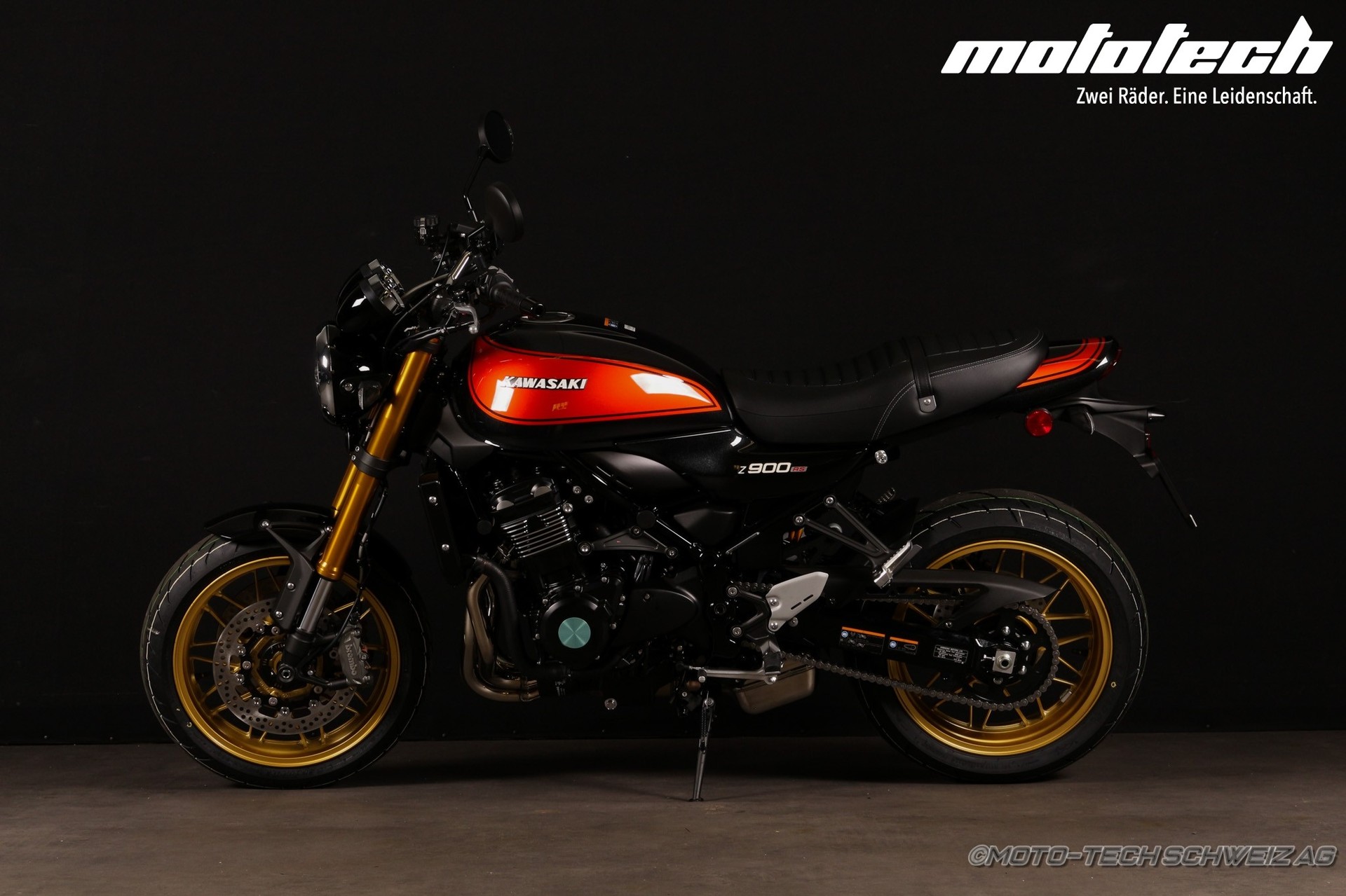 KAWASAKI Z 900 RS-showroom-element-3
