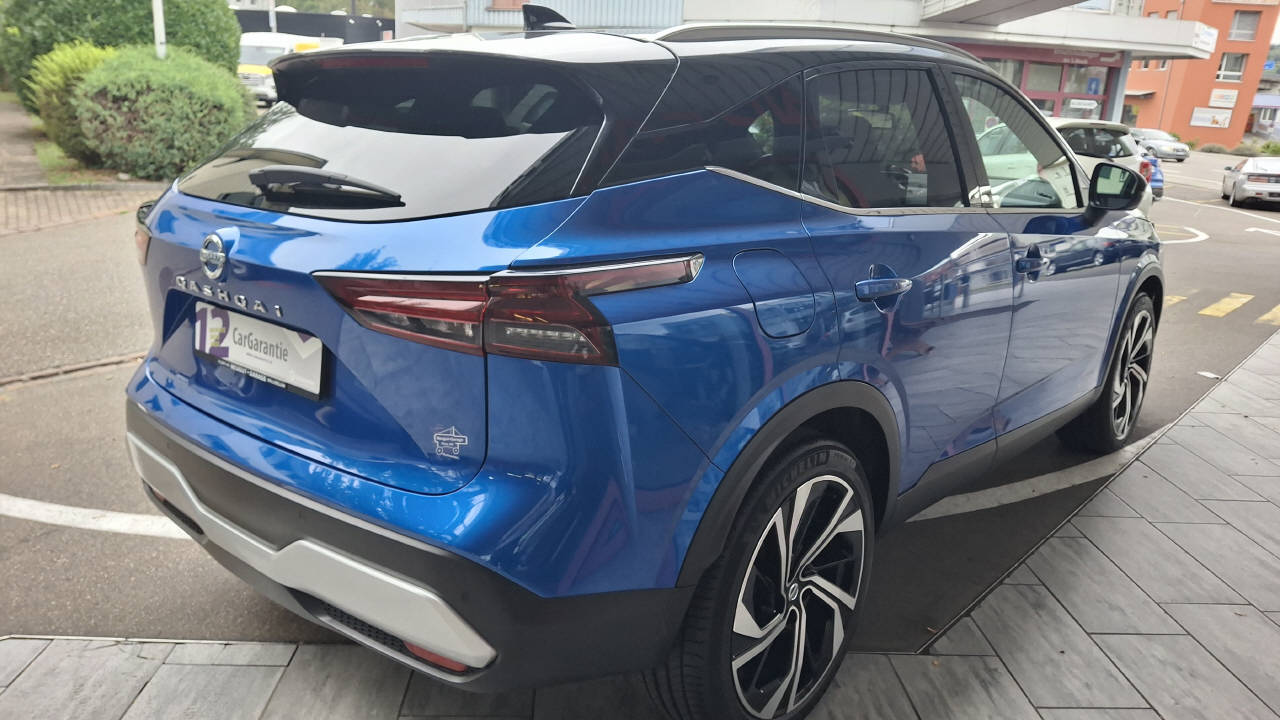 NISSAN Qashqai 1.3 DIG-T Tekna+ 4x4-image-3