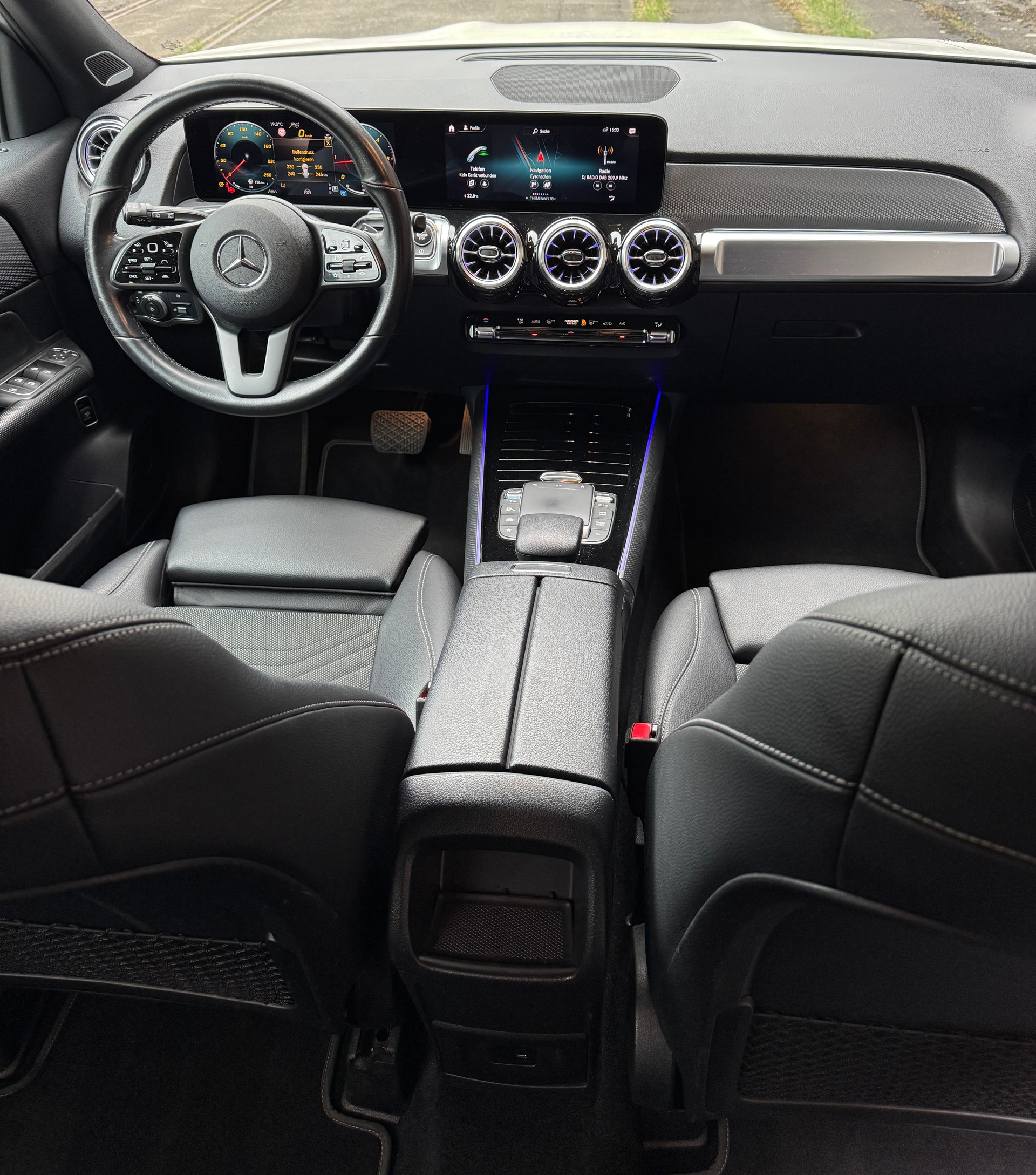 MERCEDES-BENZ GLB 220 d 4Matic Style 8G-Tronic-image-9