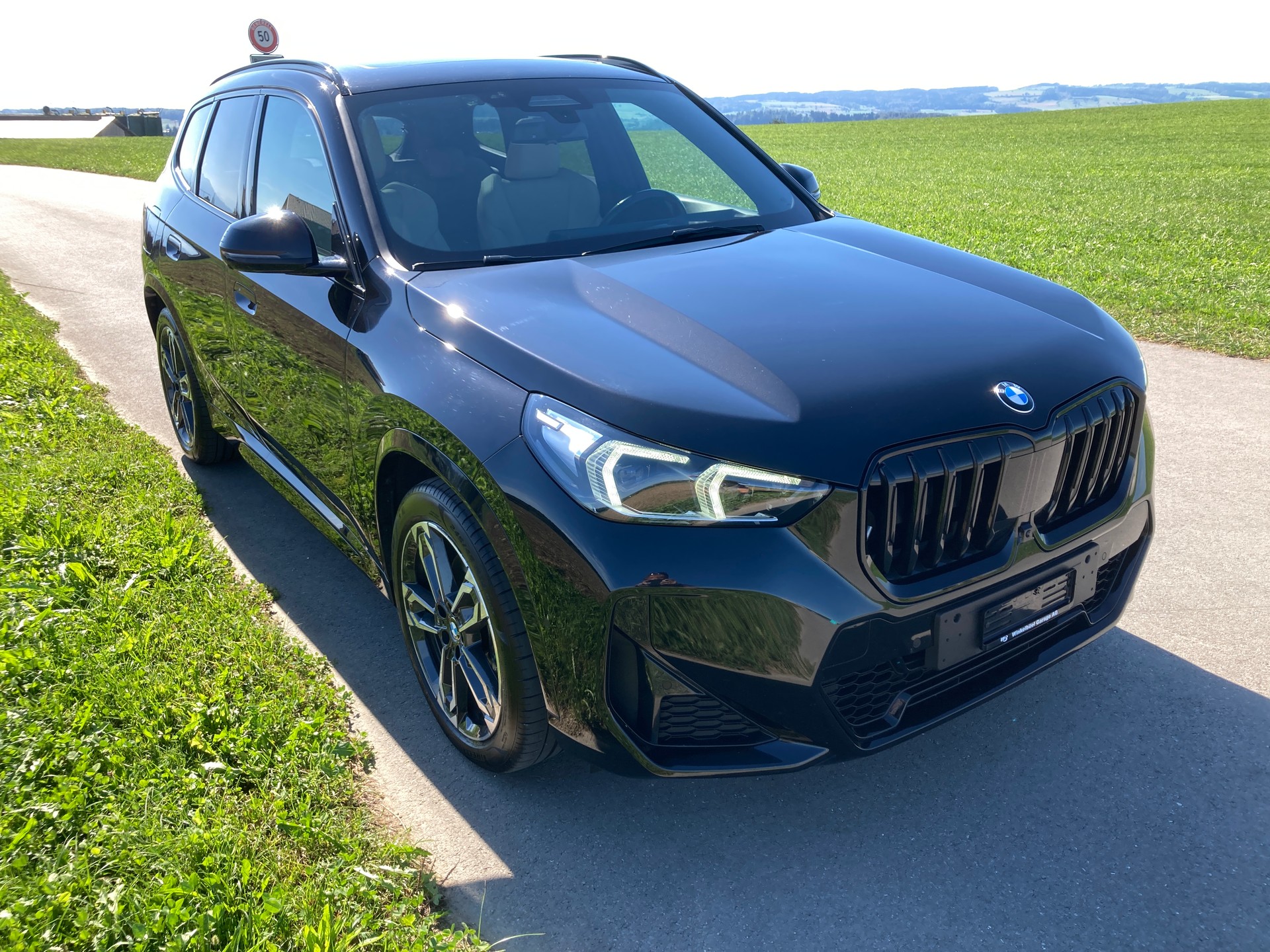 BMW X1 xDrive 23d 48V M Sport-image-1