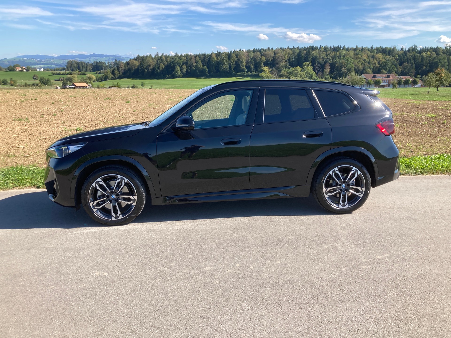 BMW X1 xDrive 23d 48V M Sport-image-4