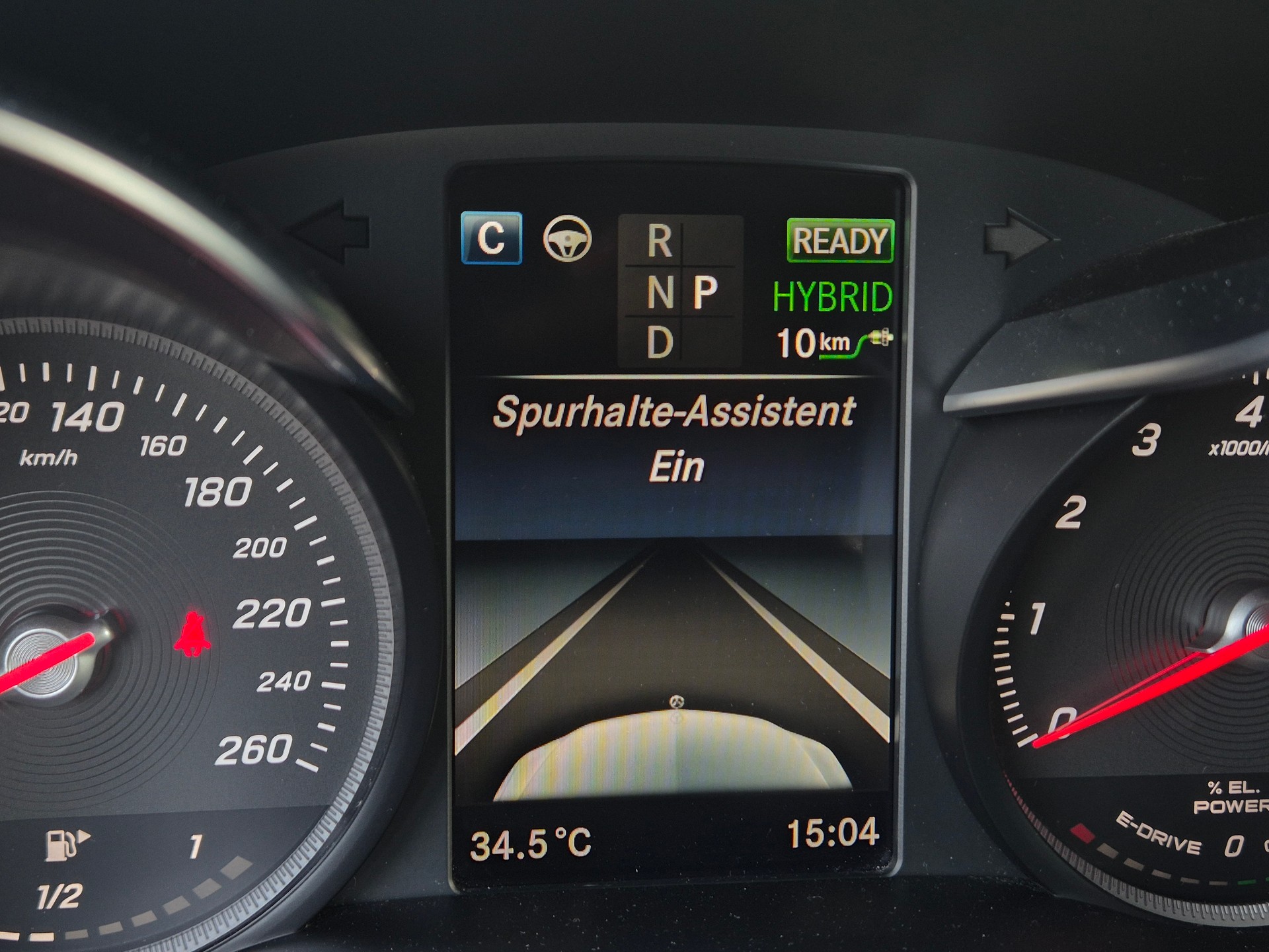 MERCEDES-BENZ C 350 e Avantgarde 7G-Tronic-image-28