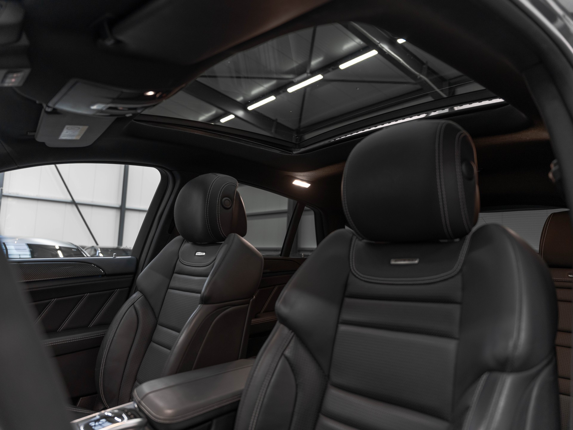MERCEDES-BENZ GLE Coupé 63 S AMG 4Matic Speedshift-image-10