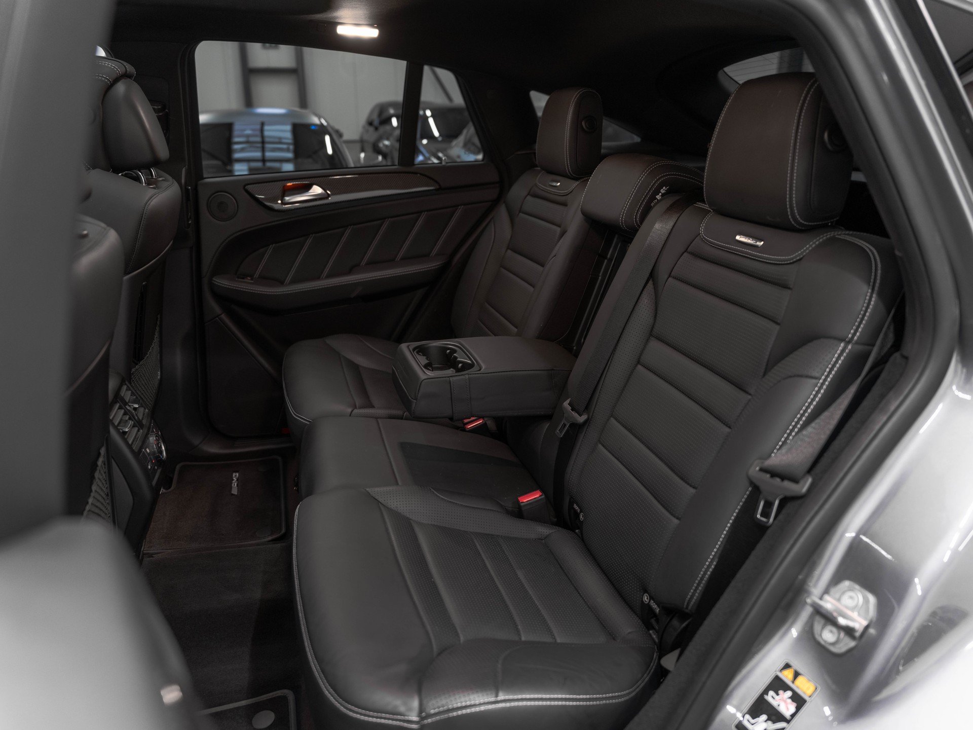 MERCEDES-BENZ GLE Coupé 63 S AMG 4Matic Speedshift-image-12