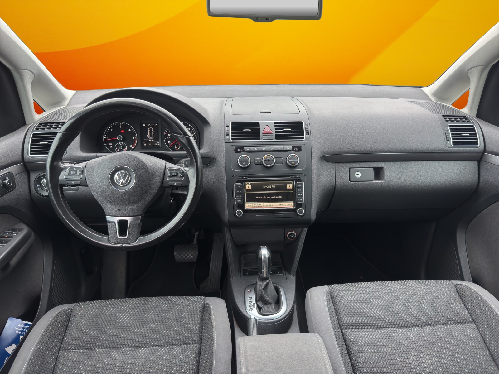 VW Touran 2.0 TDI Comfortline DSG-image-8