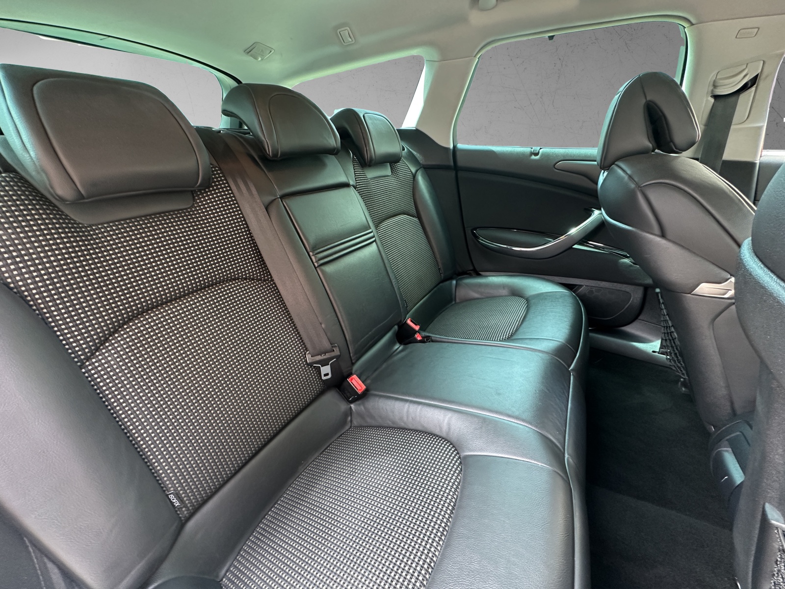 CITROEN C5 Berline 2.0 BlueHDi Exclusive EAT6-image-14