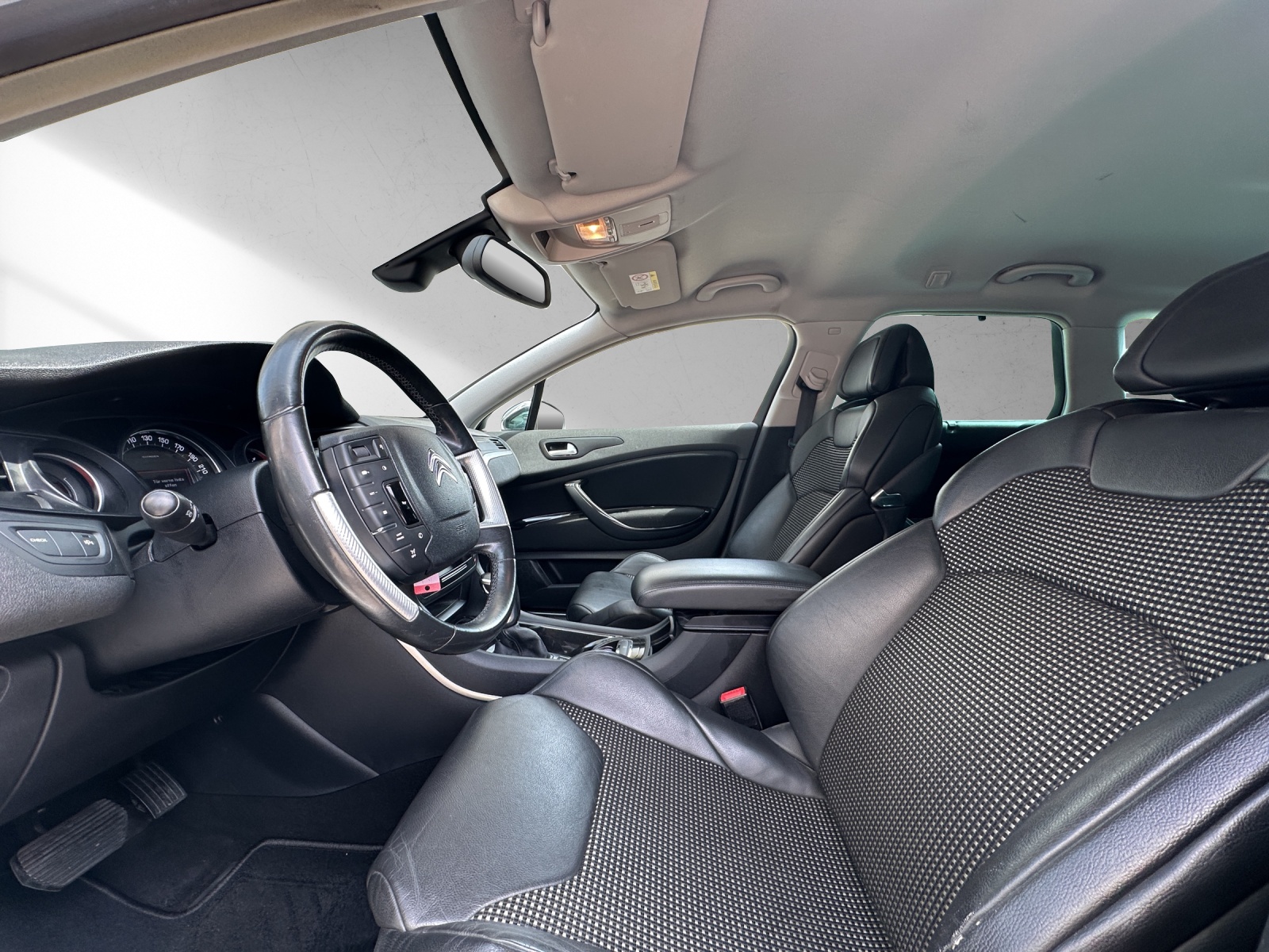 CITROEN C5 Berline 2.0 BlueHDi Exclusive EAT6-image-11
