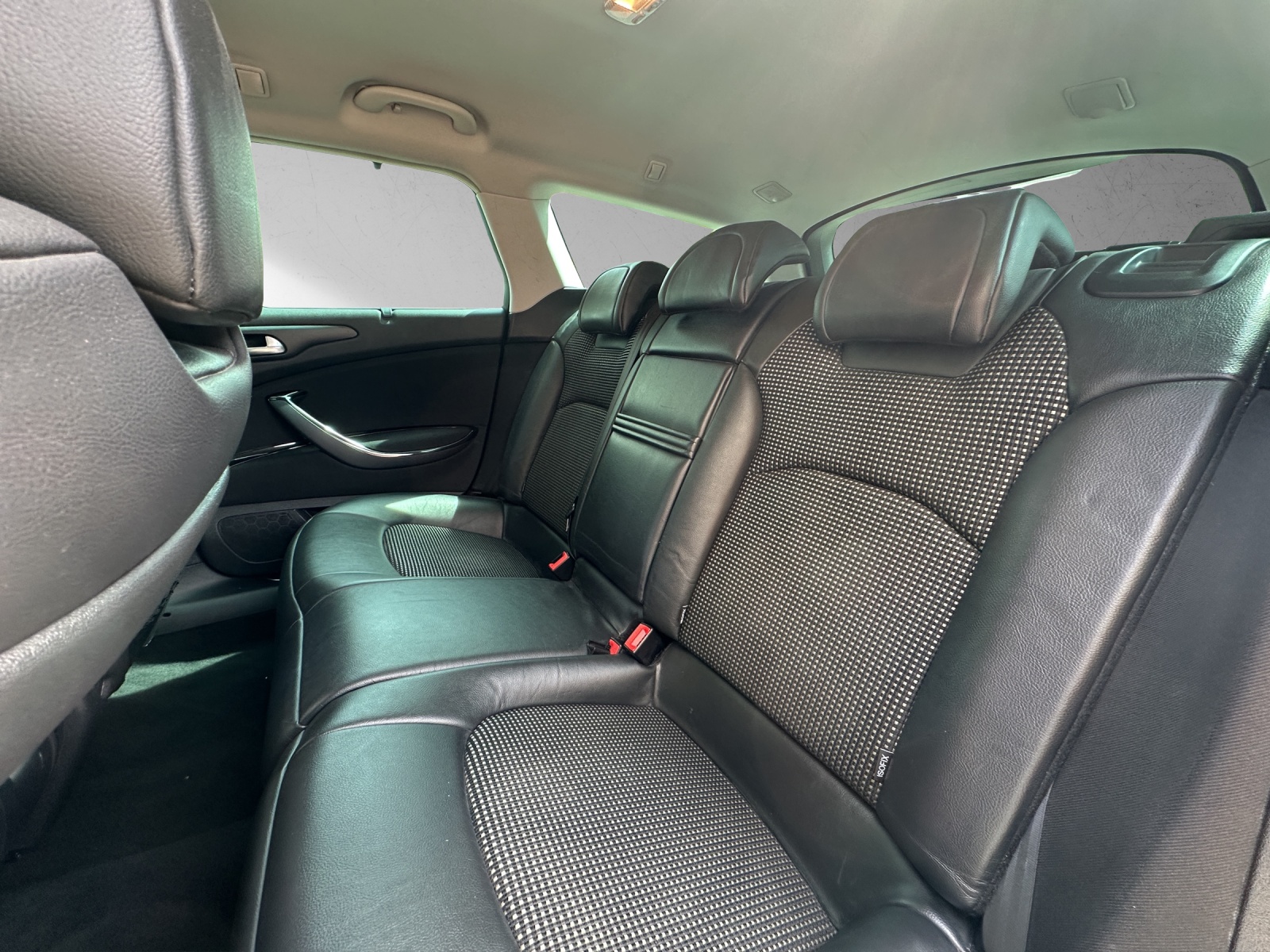 CITROEN C5 Berline 2.0 BlueHDi Exclusive EAT6-image-13