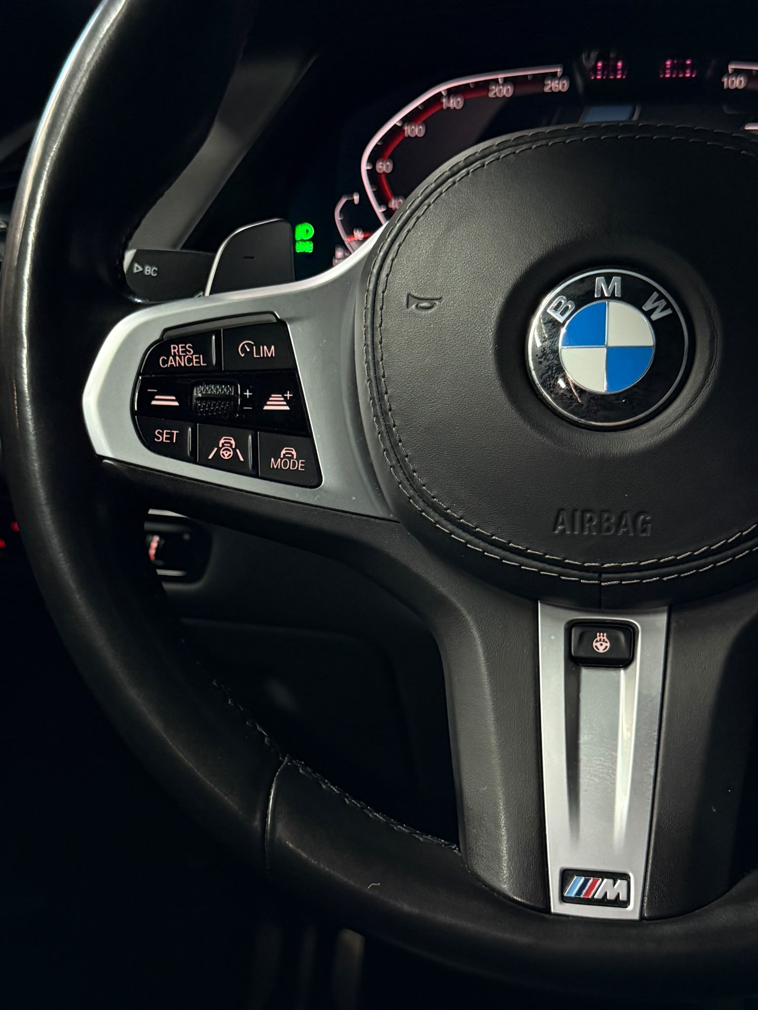 BMW X5 xDrive 48V 30d M Sport Steptronic-image-17