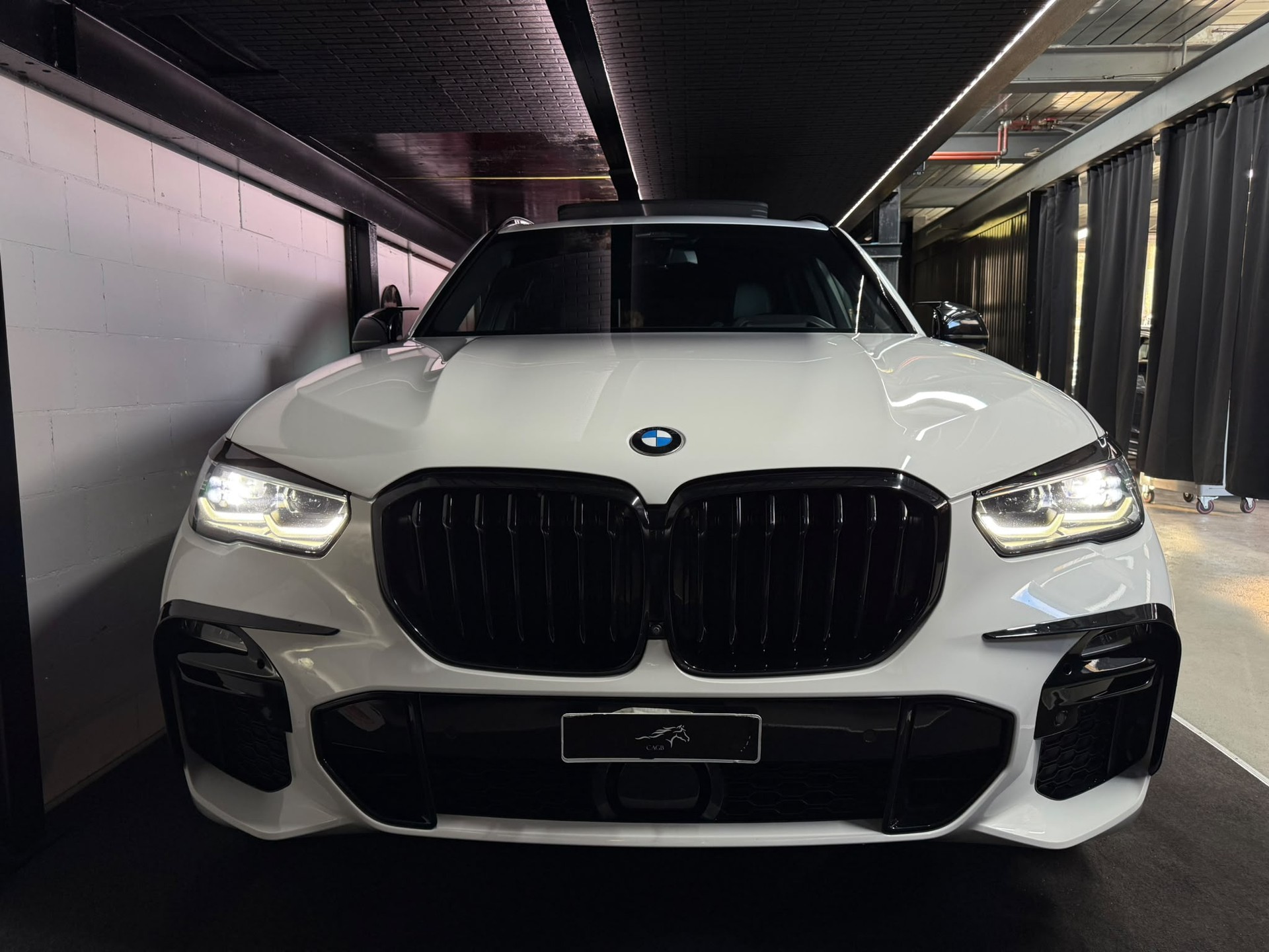 BMW X5 xDrive 48V 30d M Sport Steptronic-image-2