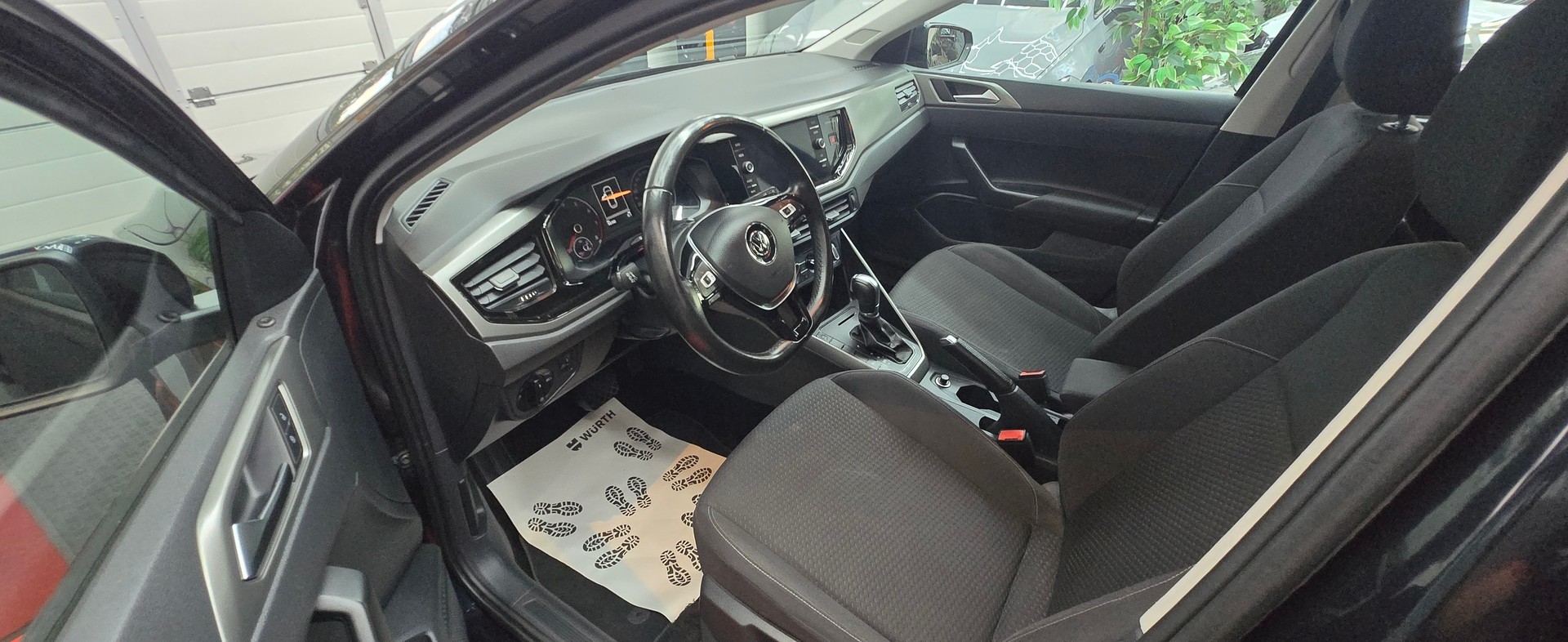 VW Polo 1.0 TSI BMT Comfortline DSG-image-9