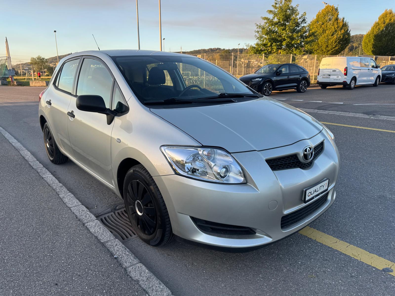 TOYOTA Auris 1.4 Linea Luna-image-6