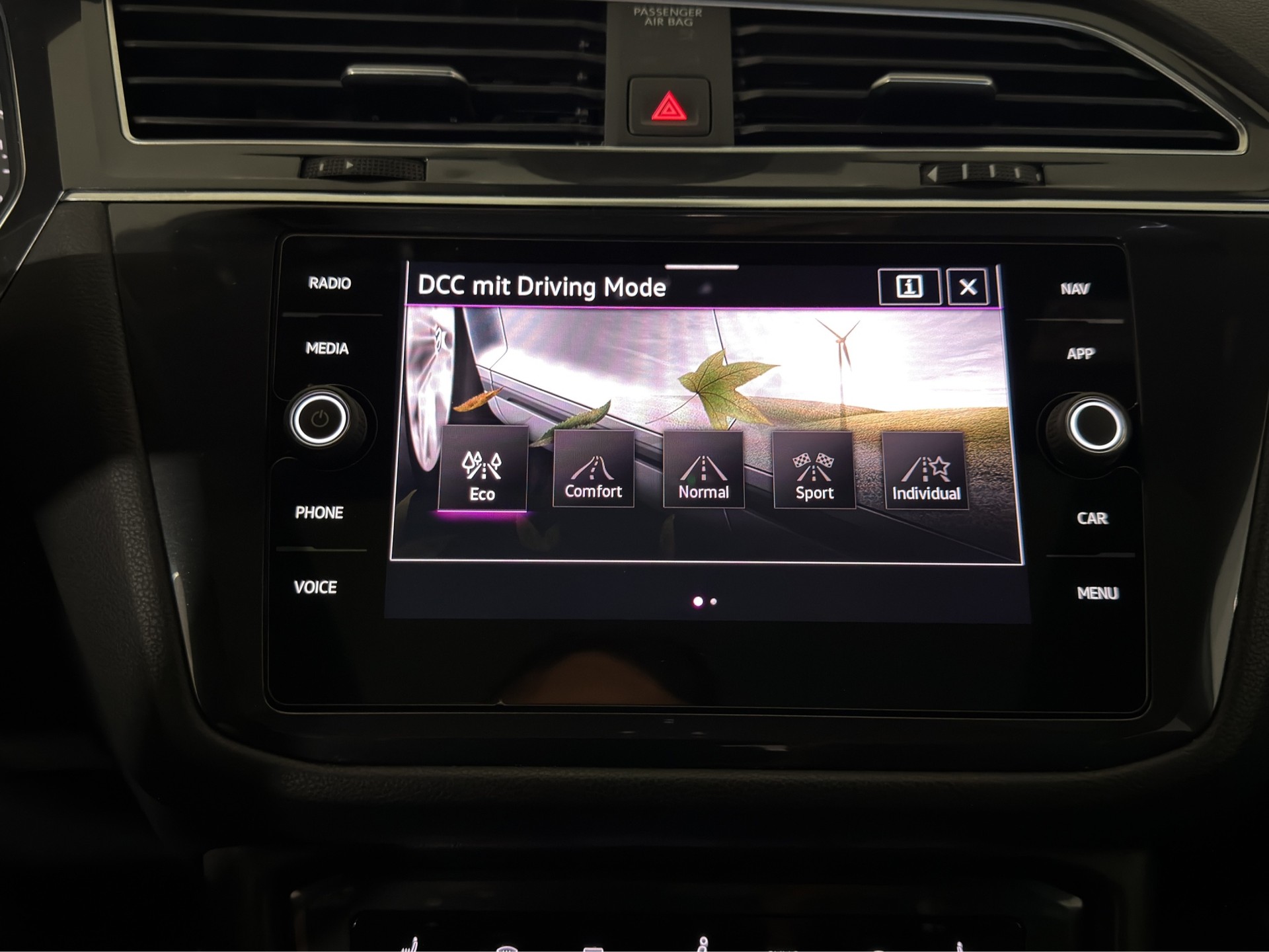VW Tiguan Allspace 2.0TSI R-Line 4Motion DSG-image-30