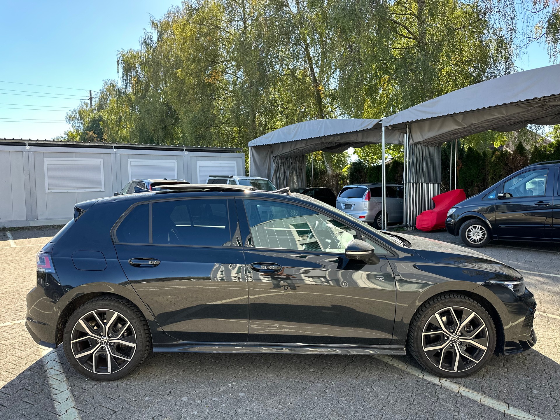 VW Golf 1.5 e TSI mHEV R-Line DSG-image-4