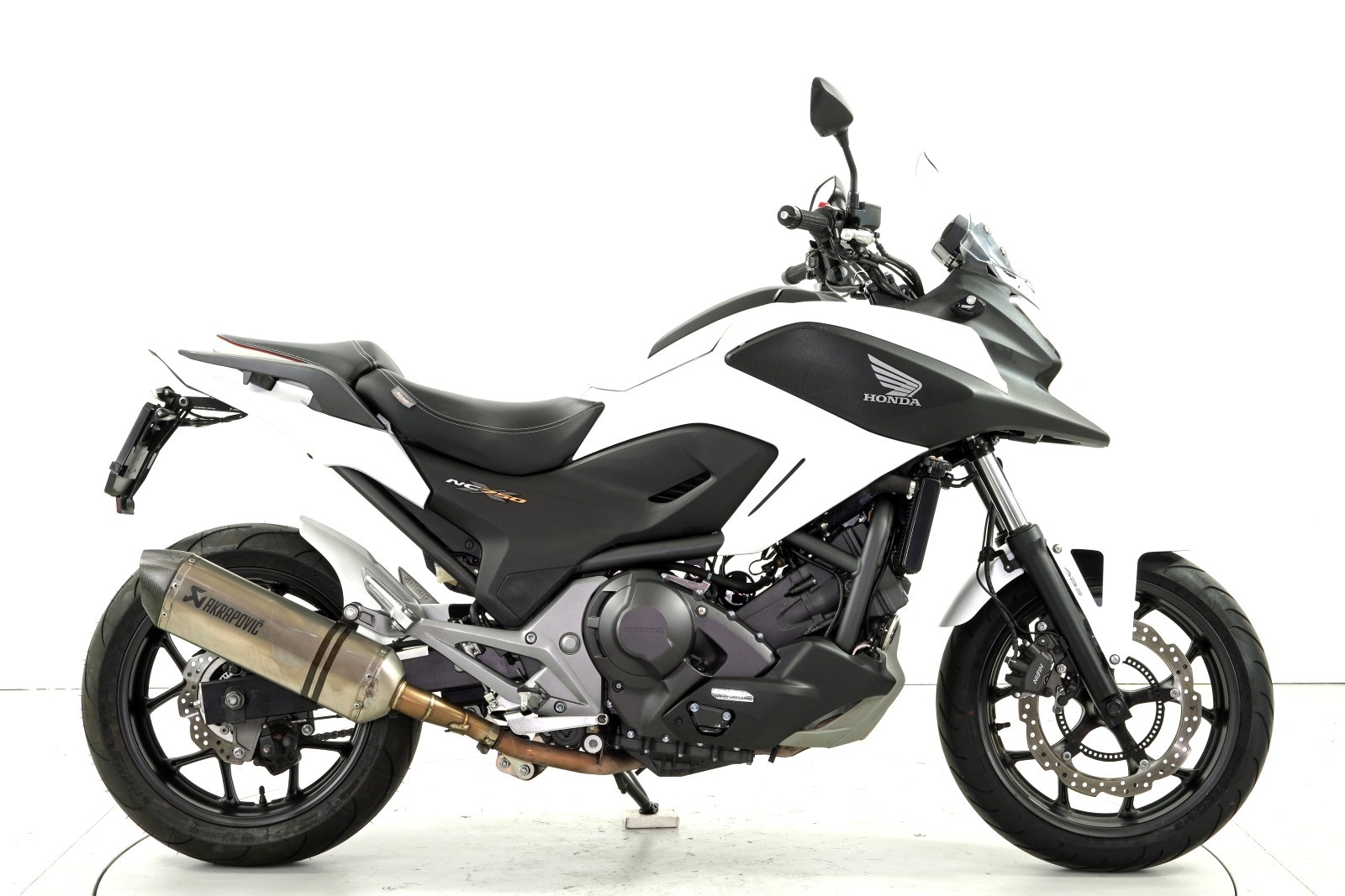 HONDA NC 750 XD ABS-showroom-element-3