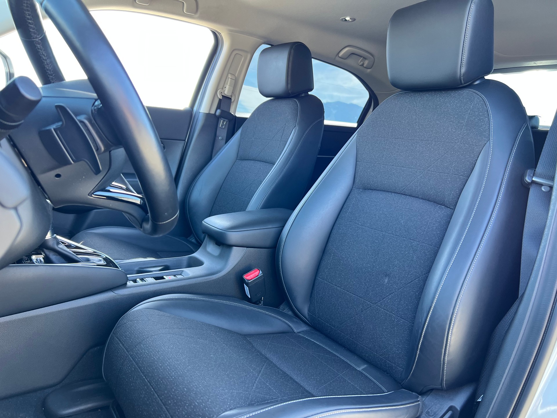 HONDA HR-V 1.5i-MMD Advance CVT-image-12