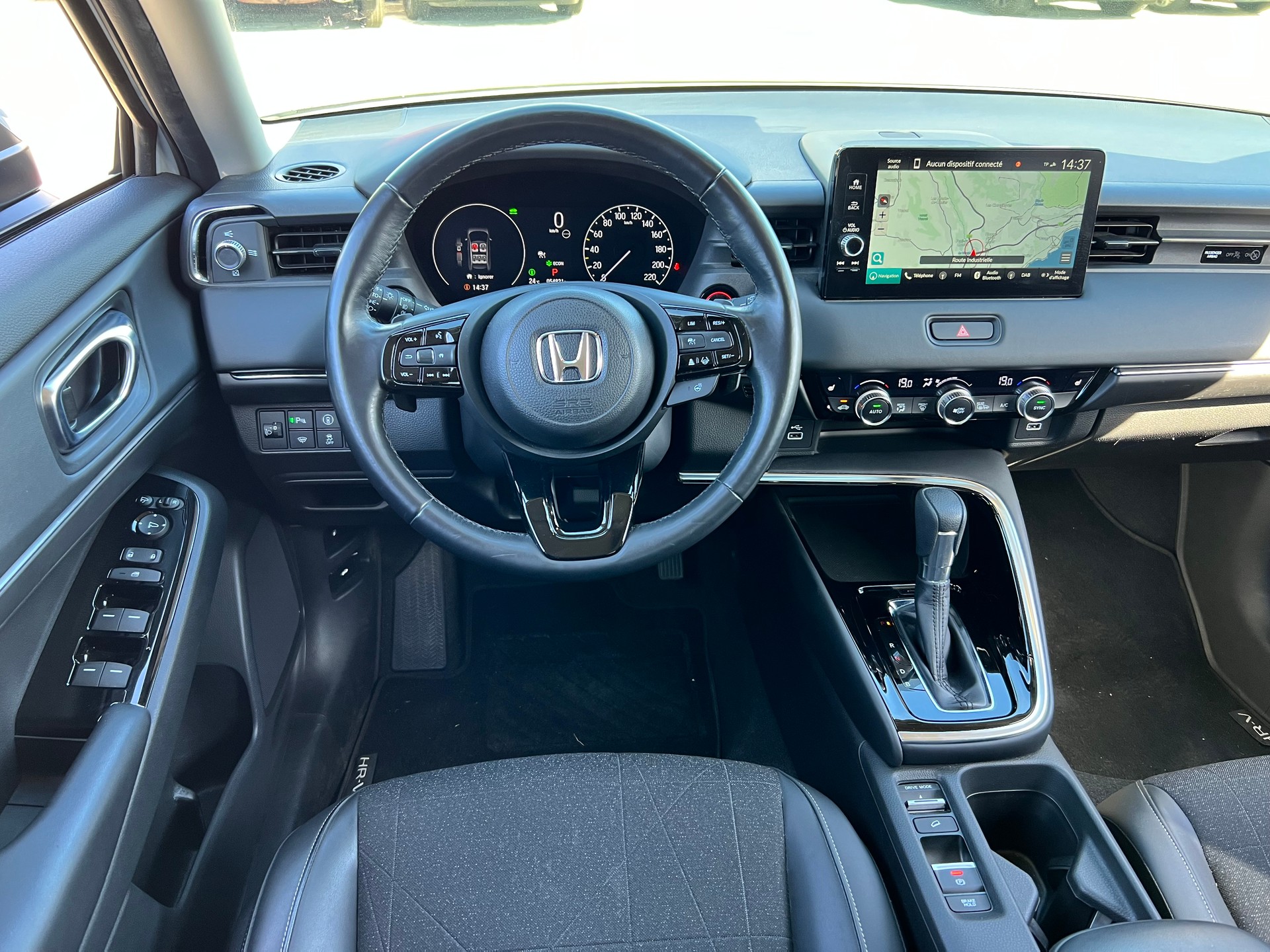HONDA HR-V 1.5i-MMD Advance CVT-image-13
