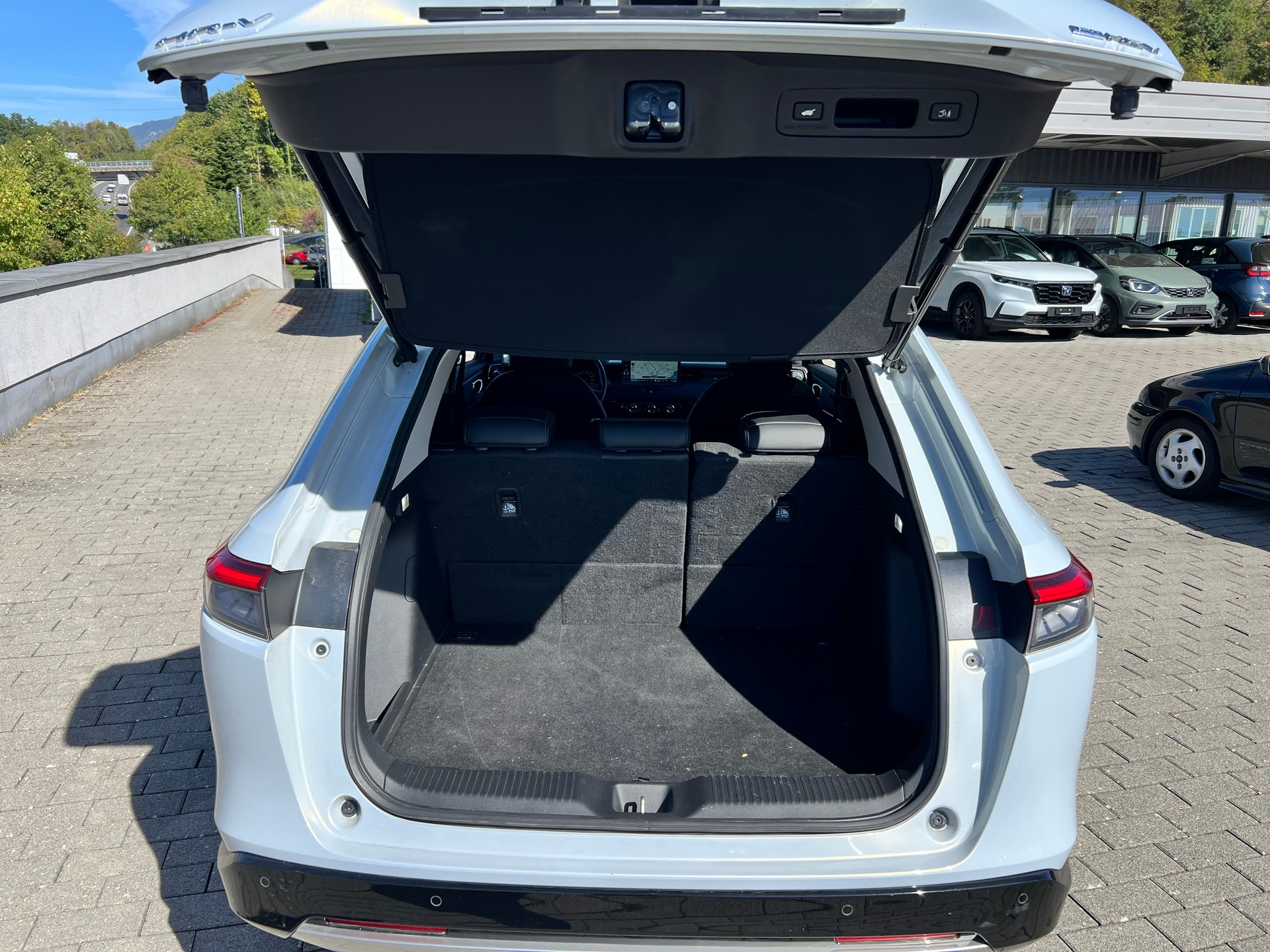 HONDA HR-V 1.5i-MMD Advance CVT-image-4