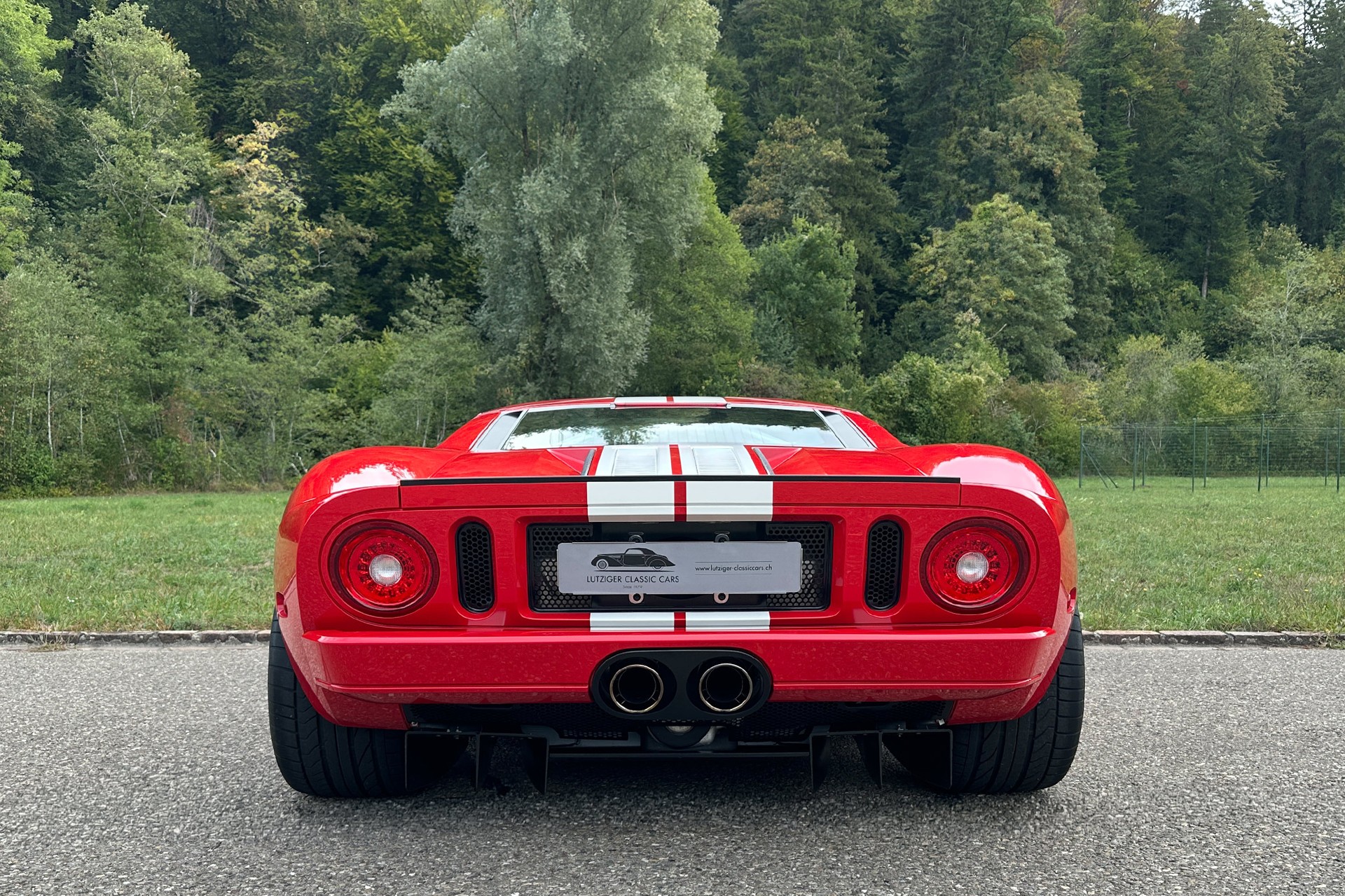 FORD GT-image-6