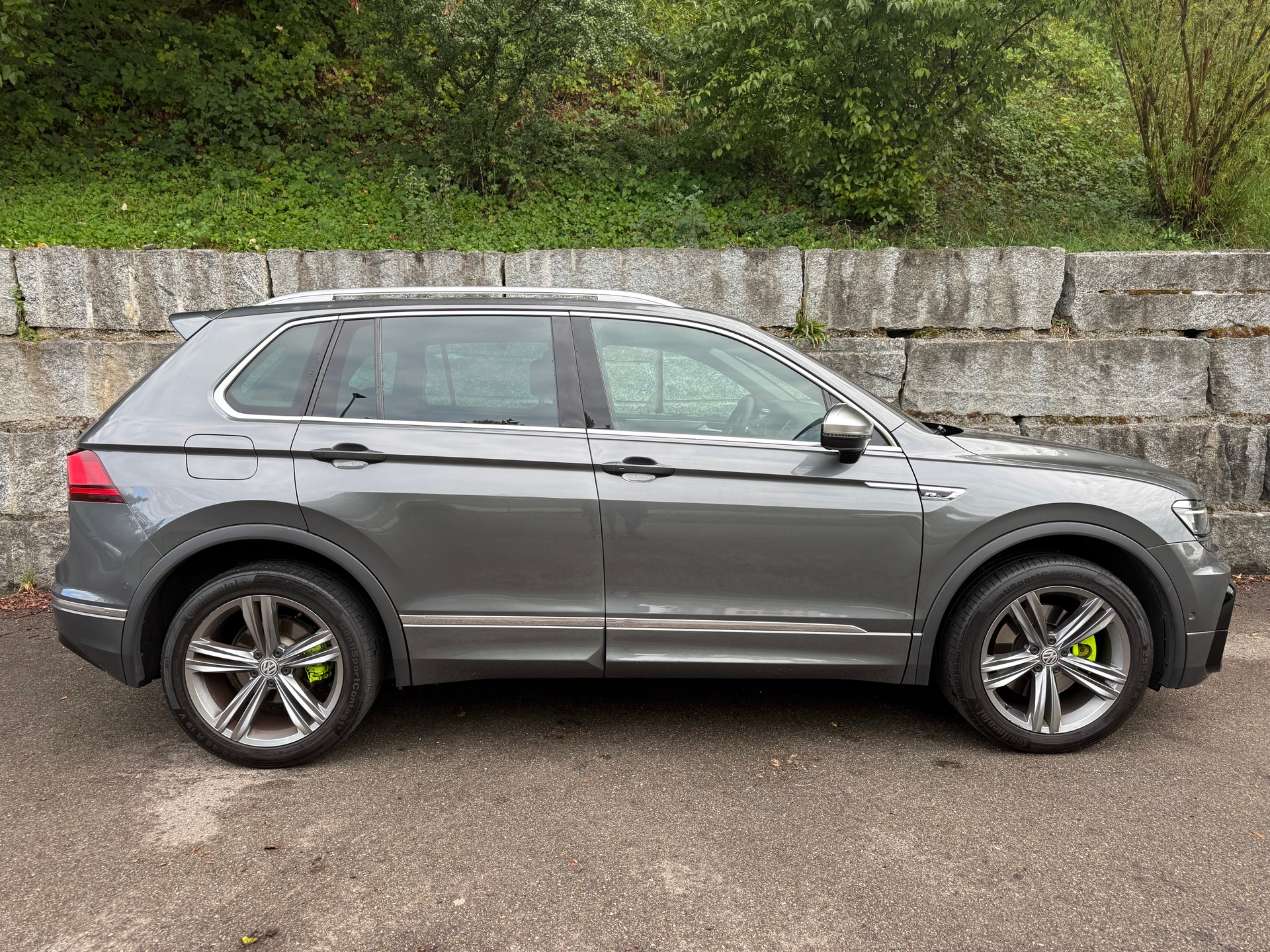VW Tiguan 2.0TSI R-Line 4Motion DSG-image-8