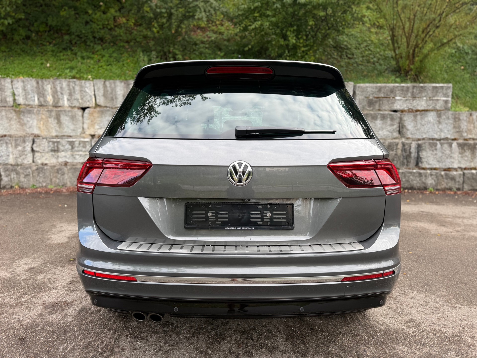 VW Tiguan 2.0TSI R-Line 4Motion DSG-image-10