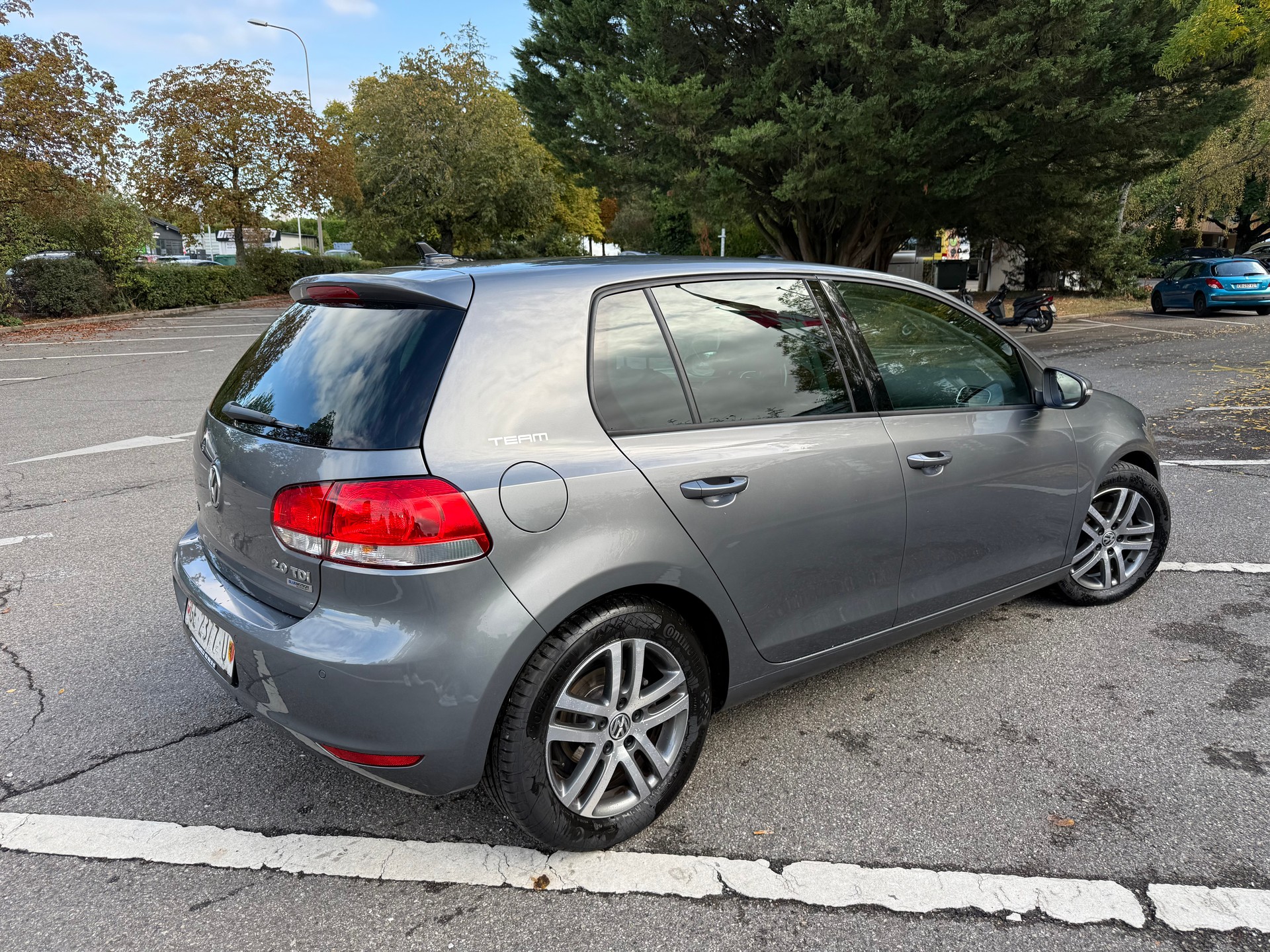 VW Golf 2.0 TDI BlueMotion Technology Team-image-12