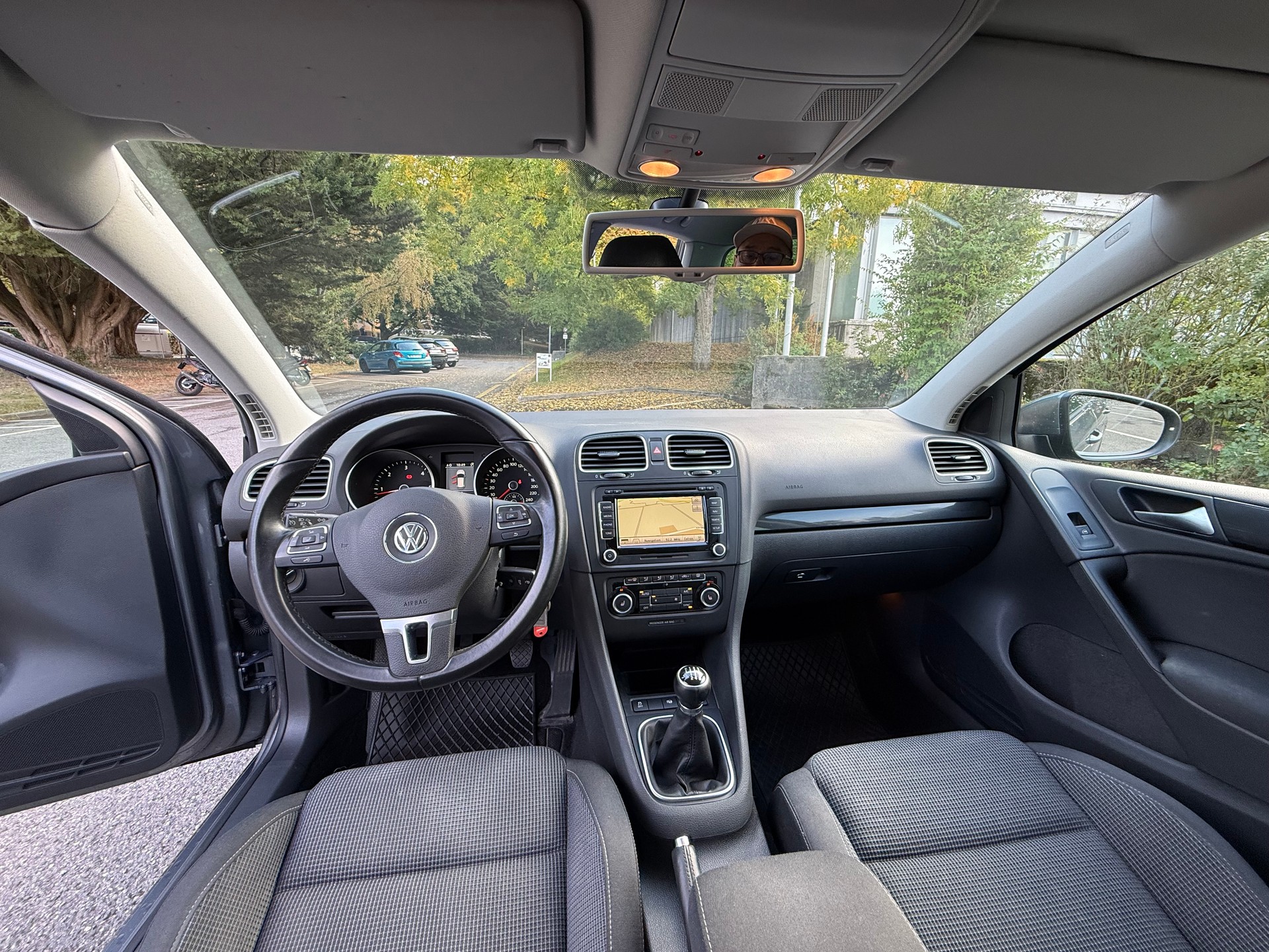 VW Golf 2.0 TDI BlueMotion Technology Team-image-16