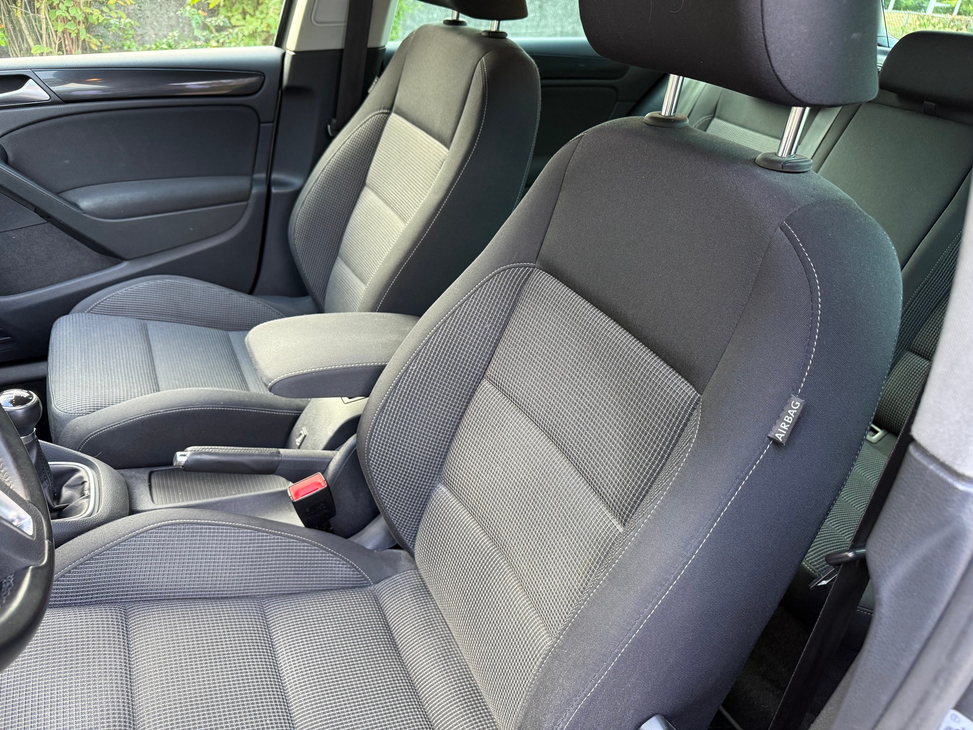 VW Golf 2.0 TDI BlueMotion Technology Team-image-14