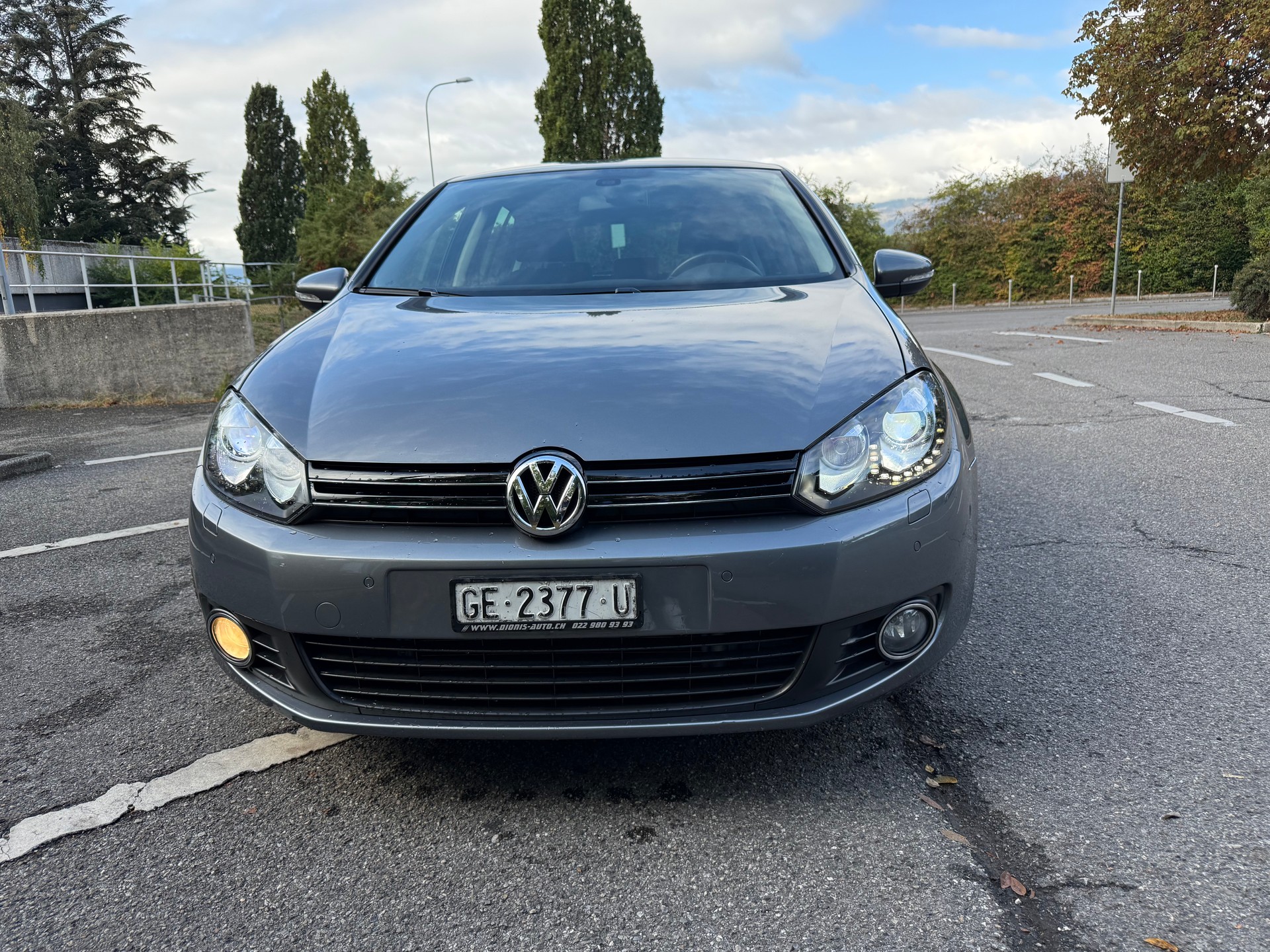 VW Golf 2.0 TDI BlueMotion Technology Team-image-1