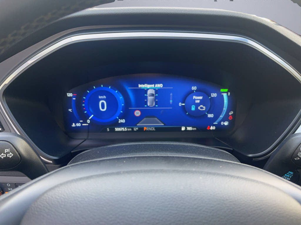 FORD Kuga 2.5 Hybrid Titanium X 4x4-image-10