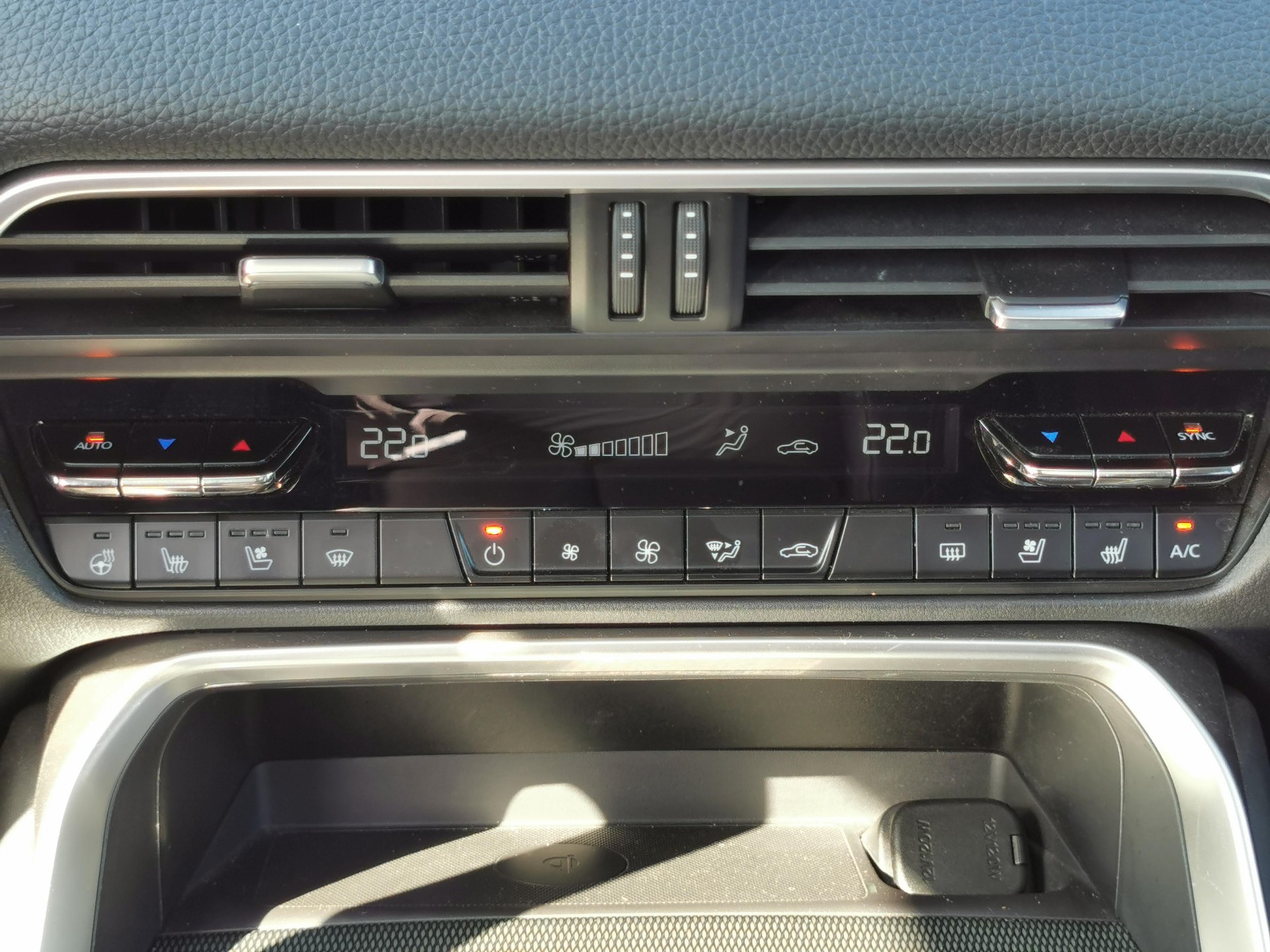 MAZDA CX-60 2.5 PHEV Homura-image-16