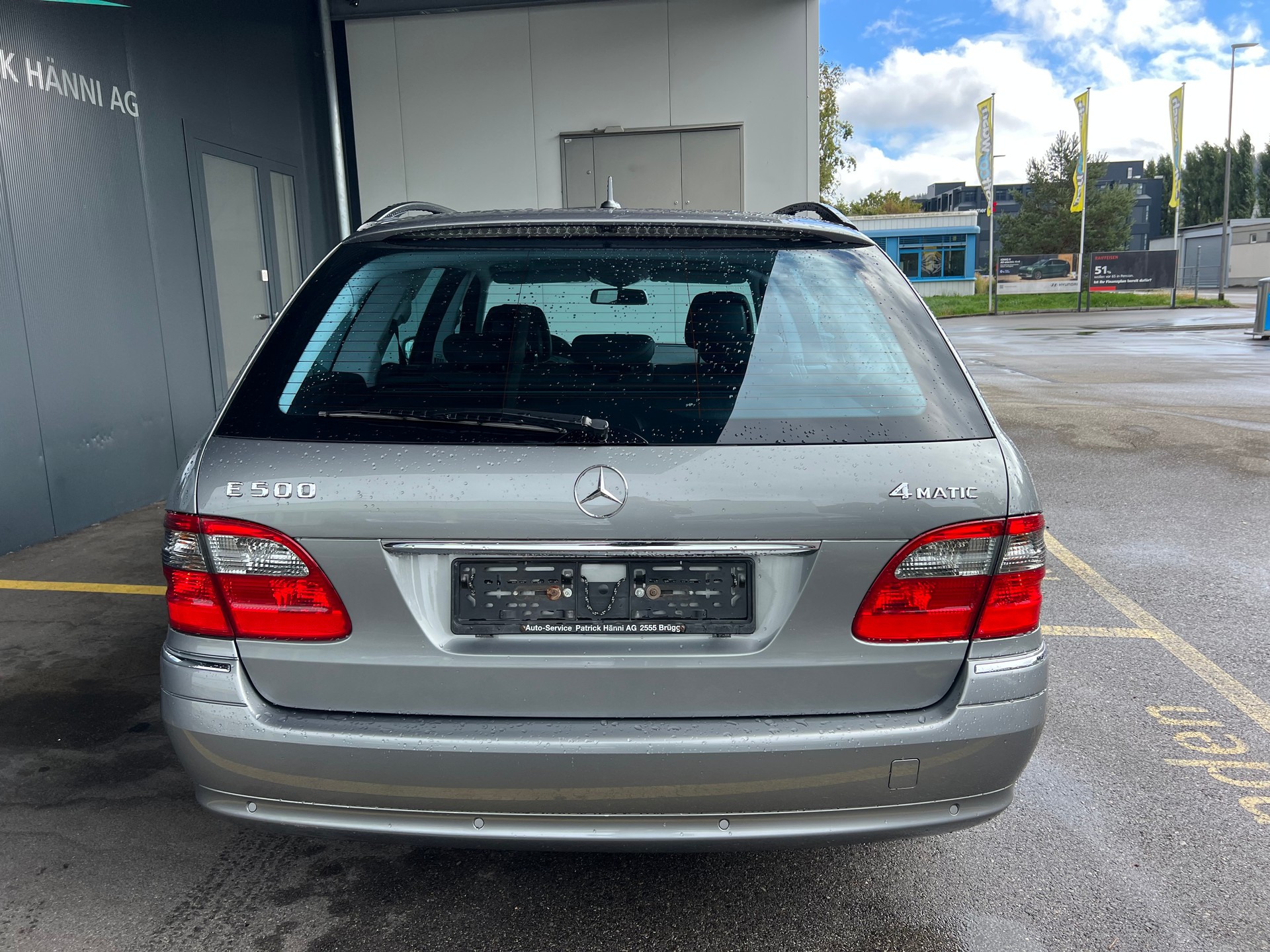 MERCEDES-BENZ E 500 Avantgarde 4Matic Automatic-image-5