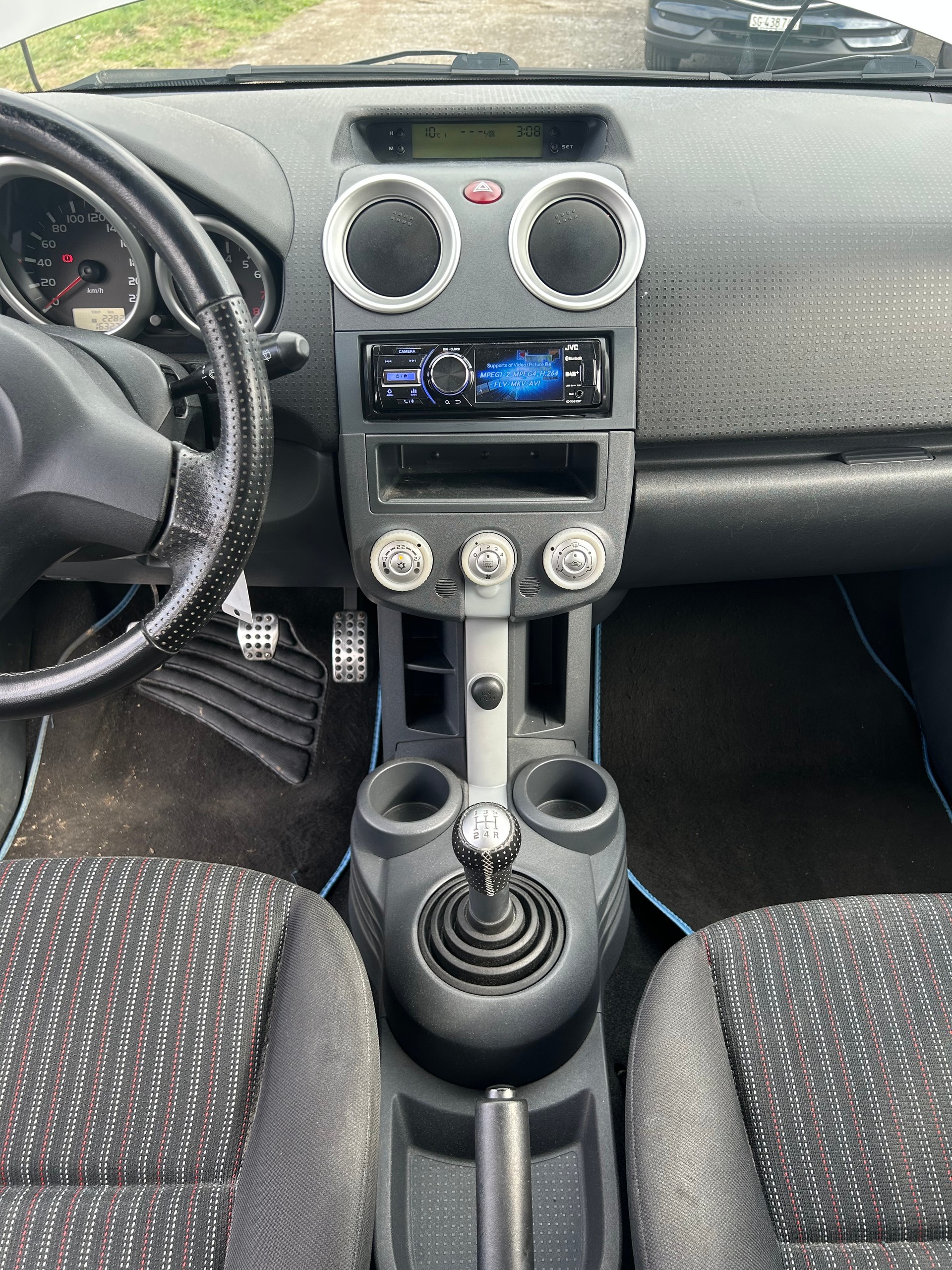 MITSUBISHI Colt 1.3 16V Sport motion mit MFK sind Service-image-10