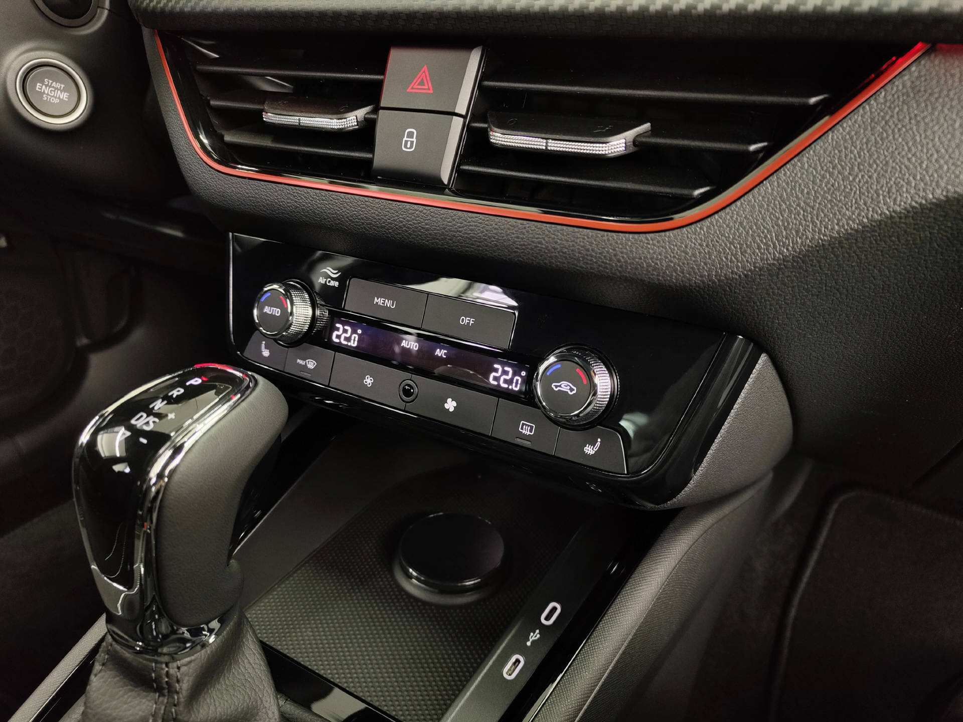 SKODA Kamiq 1.5 TSI Monte Carlo DSG-image-10