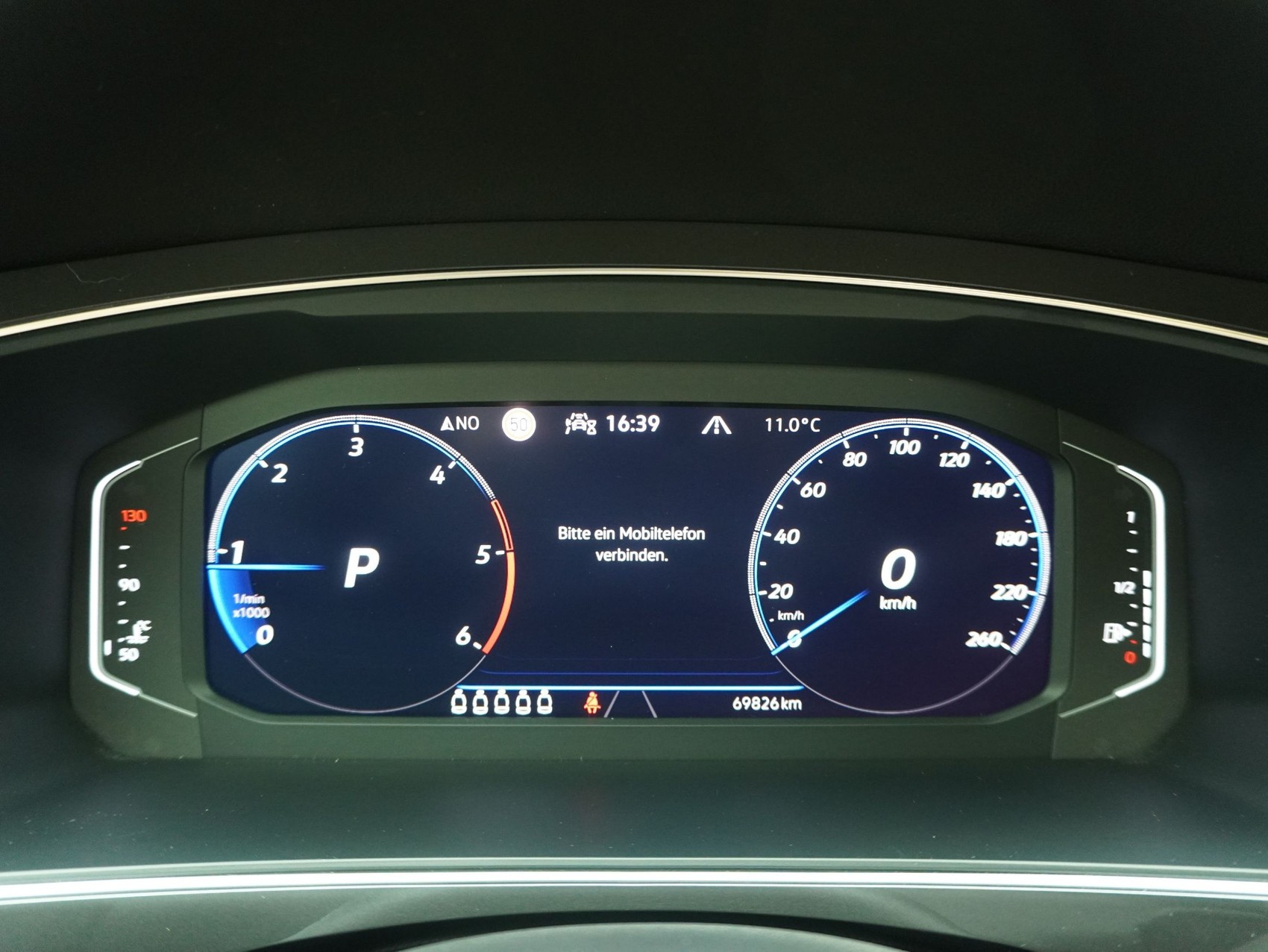 VW Tiguan Allspace 2.0 TDI DSG R-Line 4Motion-image-17
