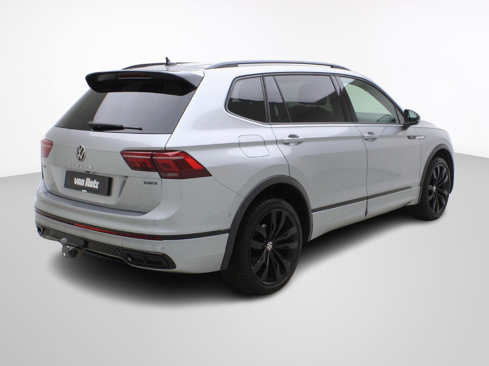 VW Tiguan Allspace 2.0 TDI DSG R-Line 4Motion-image-4