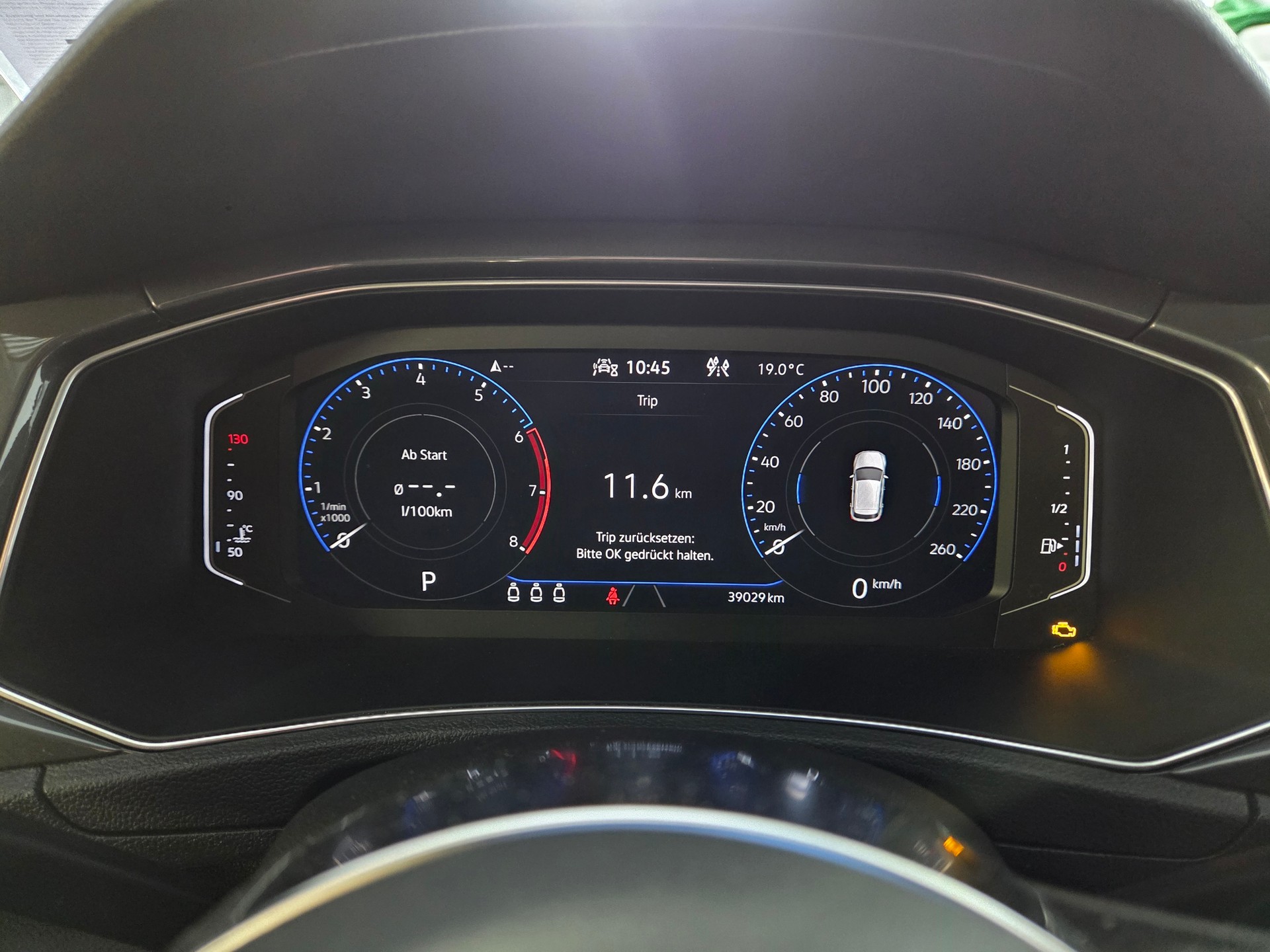 VW T-Roc 2.0 TSI Sport DSG 4Motion-image-6